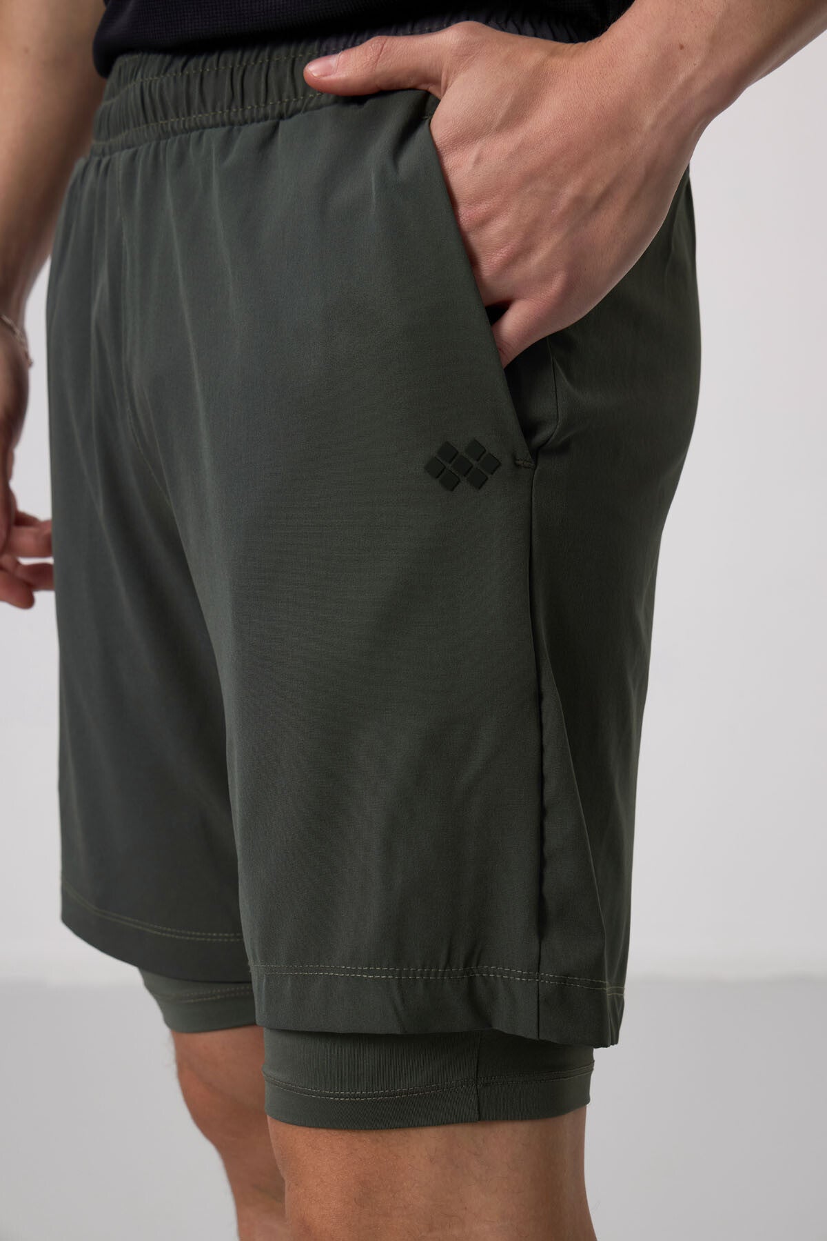 Polyester Thin Soft Standard Fit Men's Lined Shorts - 81287