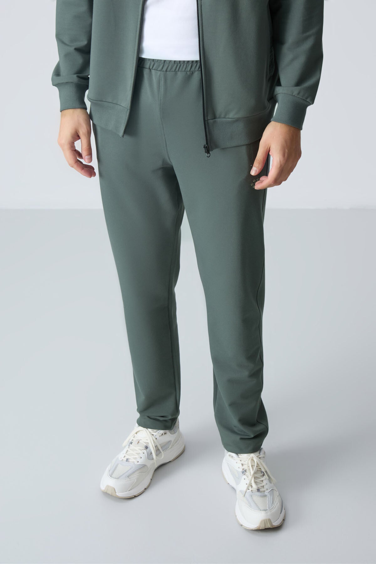 Cotton Thick Soft Textured Comfort Fit Basic Men's Tracksuit Set - 85260