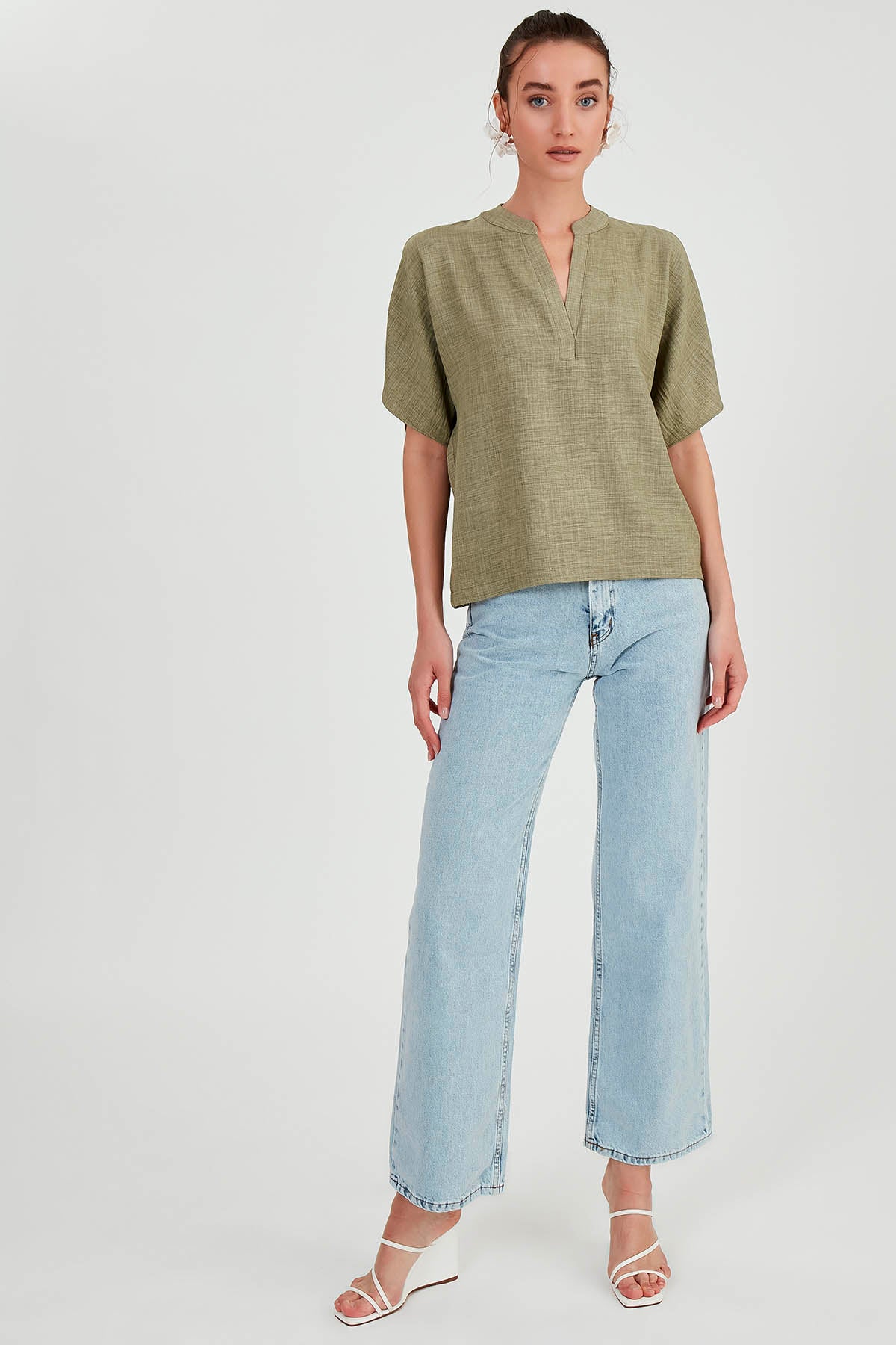 JUDGE COLLAR BLOUSE