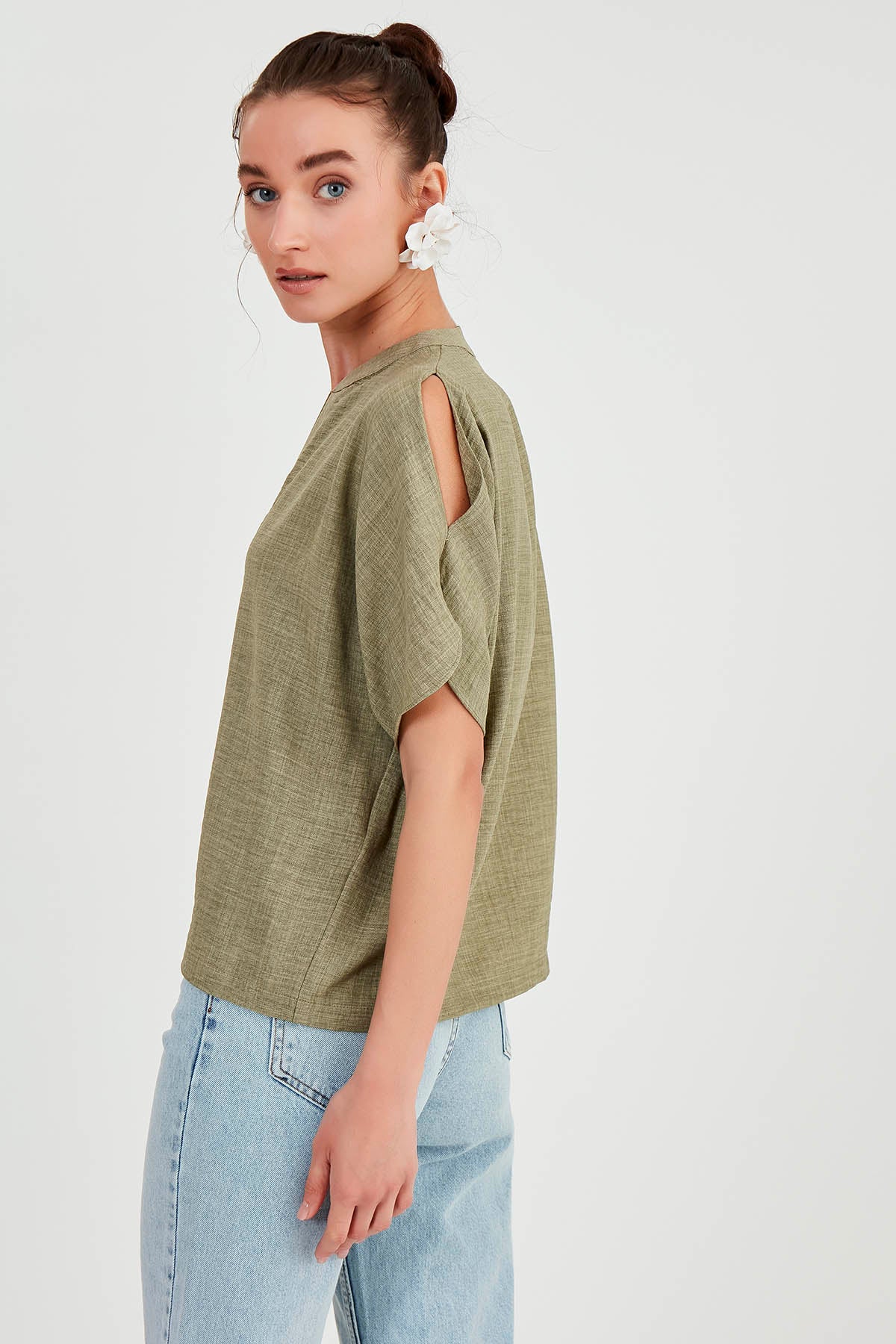 JUDGE COLLAR BLOUSE