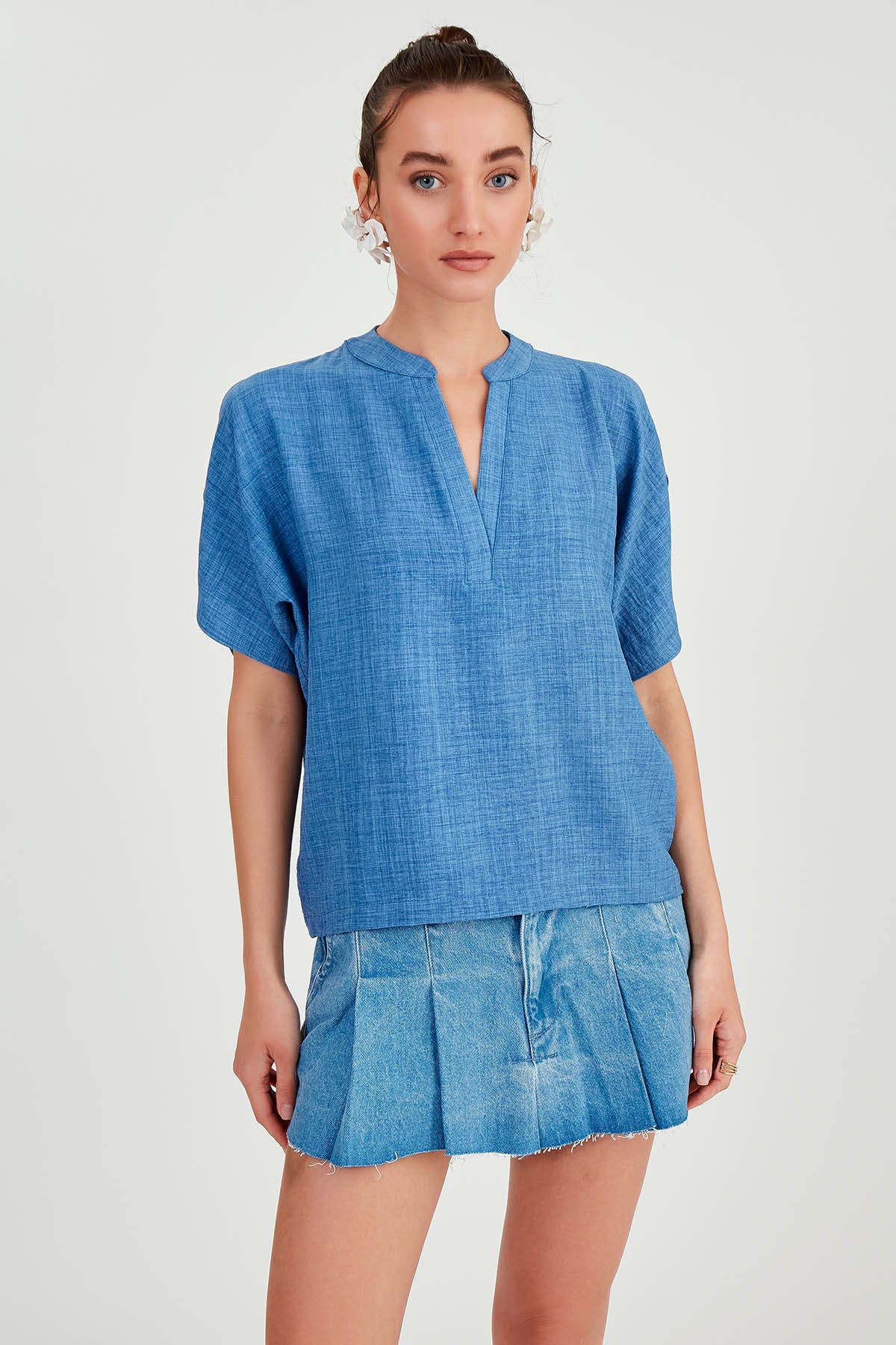 JUDGE COLLAR BLOUSE