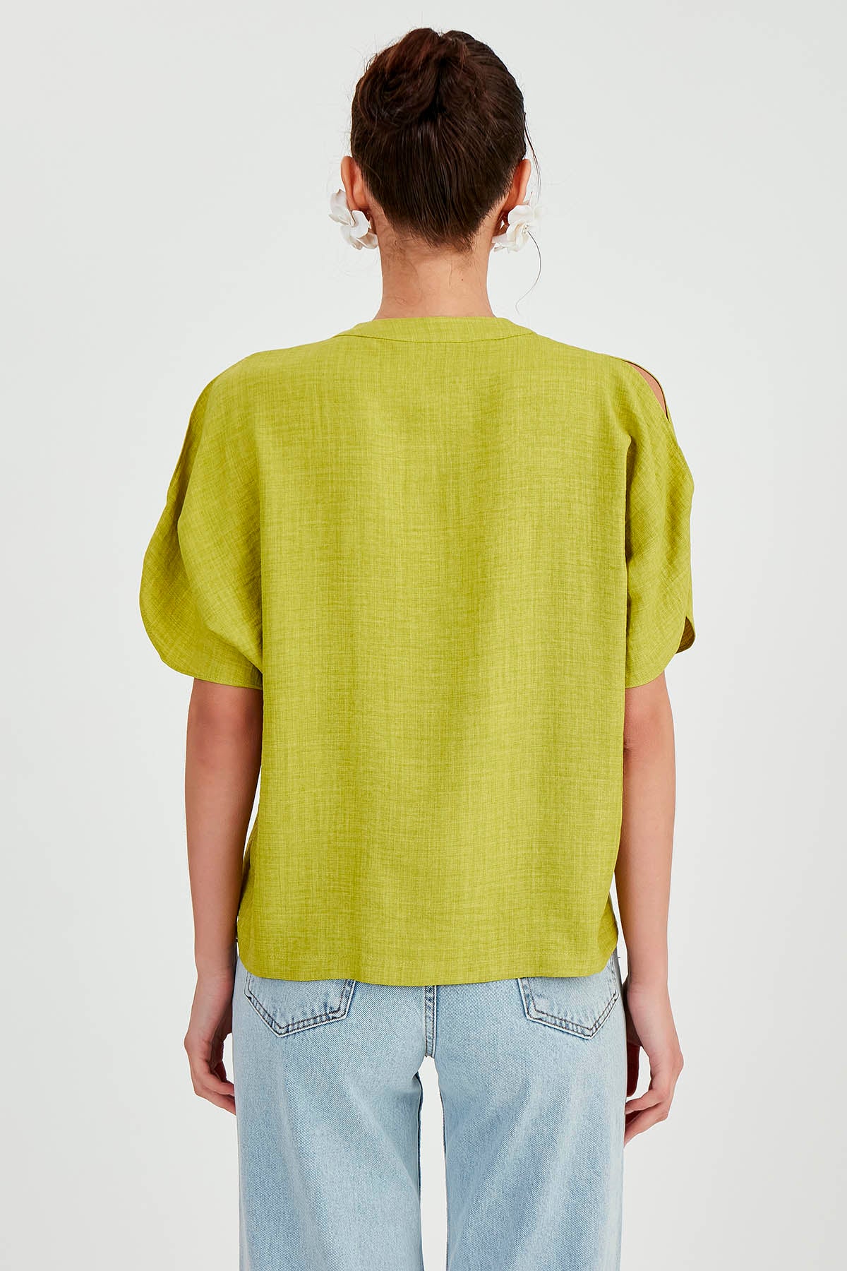 JUDGE COLLAR BLOUSE
