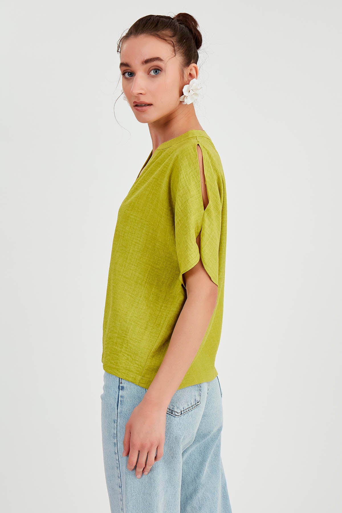 JUDGE COLLAR BLOUSE