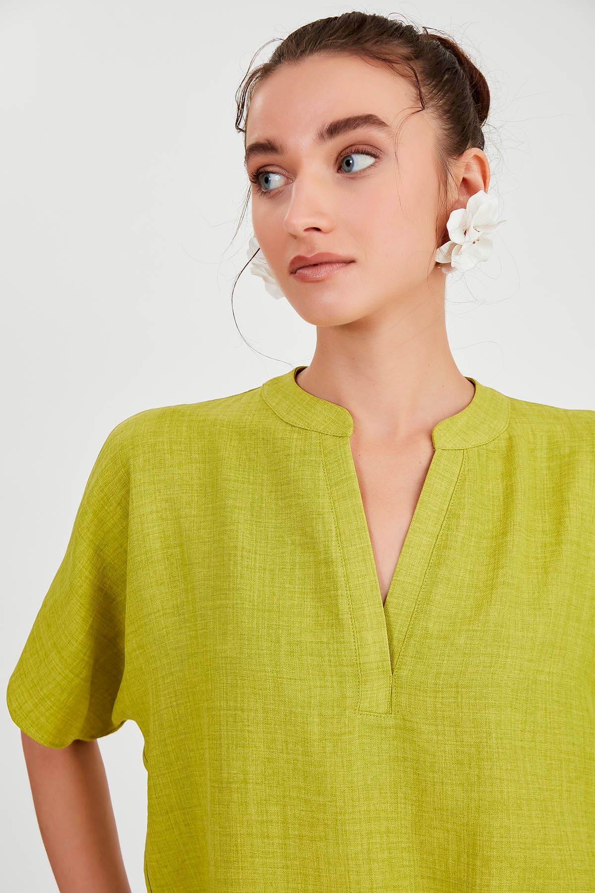 JUDGE COLLAR BLOUSE