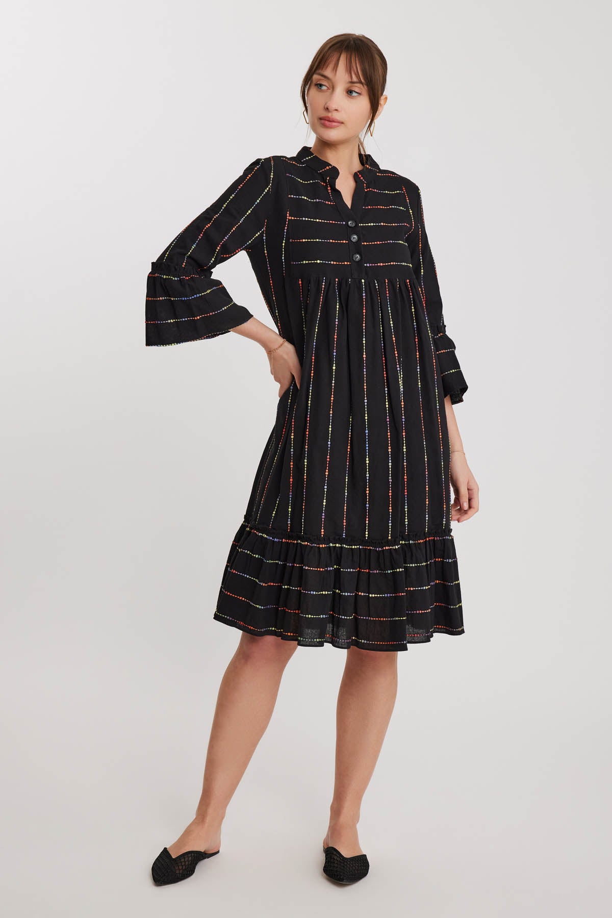 JUDGE COLLAR WITH SLEEVE AND SKIRT TIP FRILL DETAILED DRESS