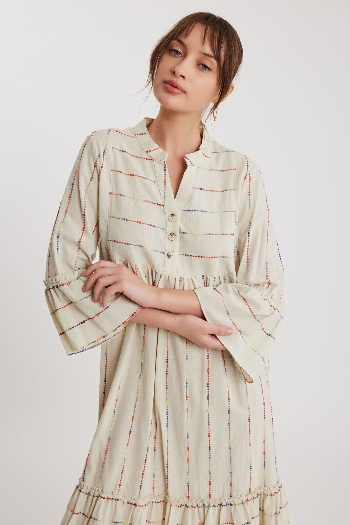 JUDGE COLLAR WITH SLEEVE AND SKIRT TIP FRILL DETAILED DRESS