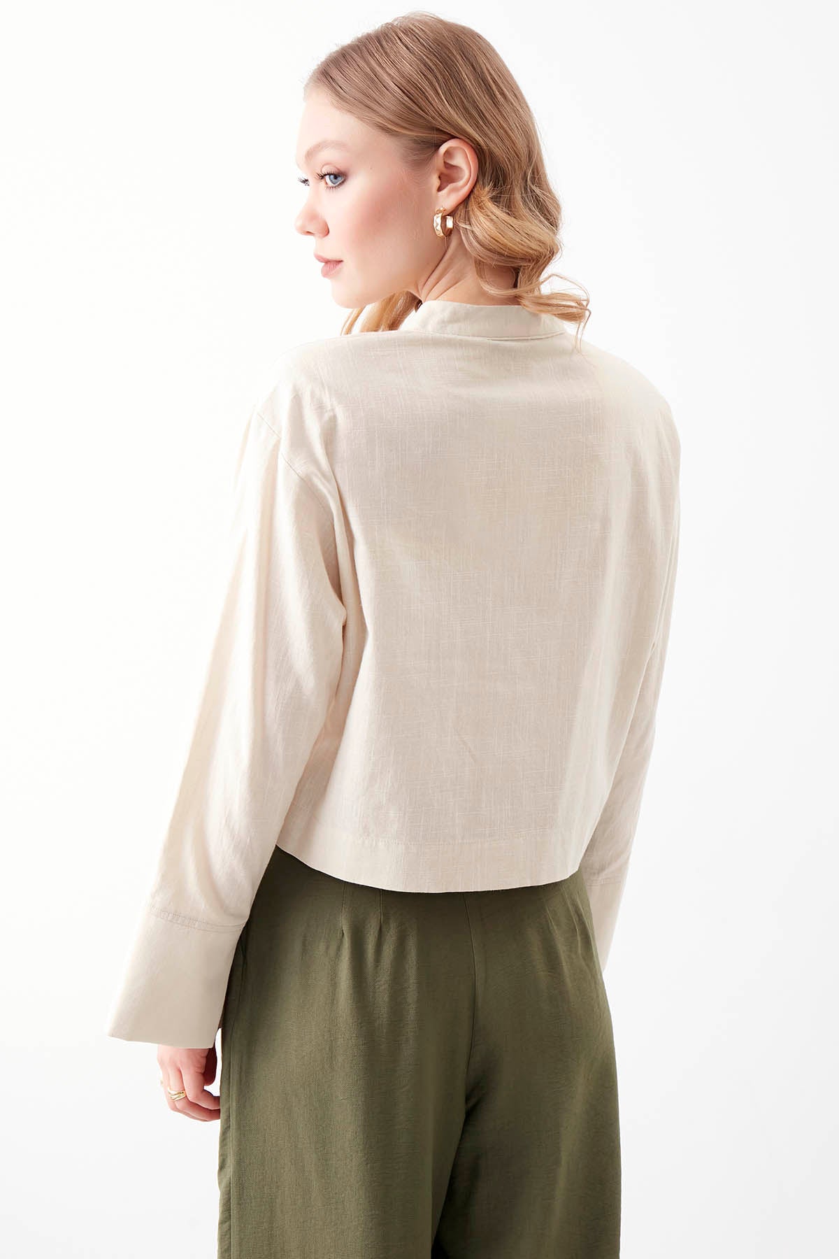 VISCOSE FLAX CROP SHIRT WITH BUTTONS