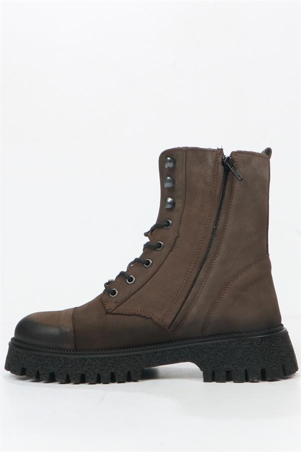 Geillis Brown Outdoor Women's Shoes