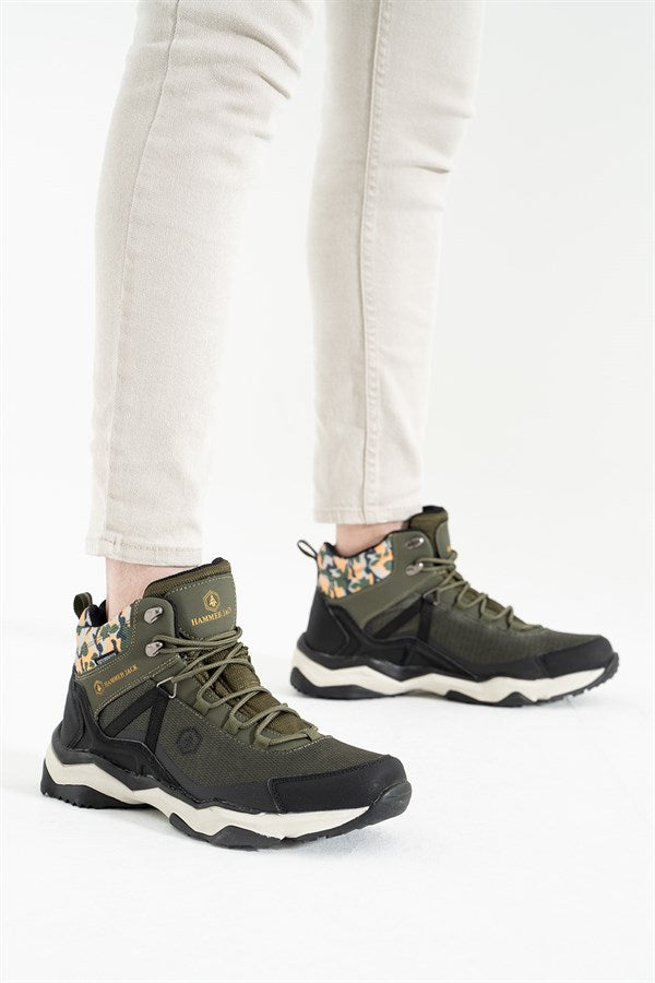 Hammer Jack boots with a waterproof feature