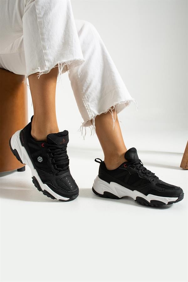 Black Women's Sport Shoes