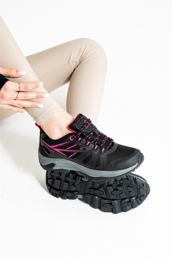 Women's Outdoor Shoes