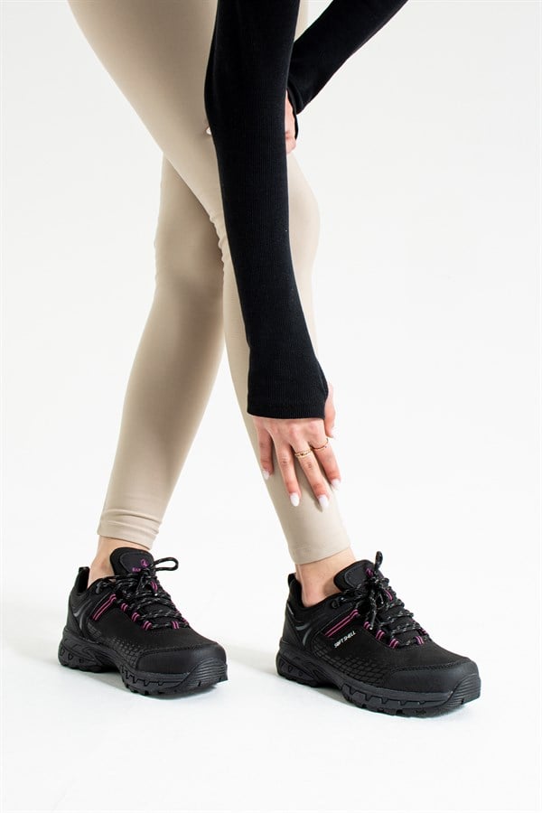 Black Outdoor Shoes