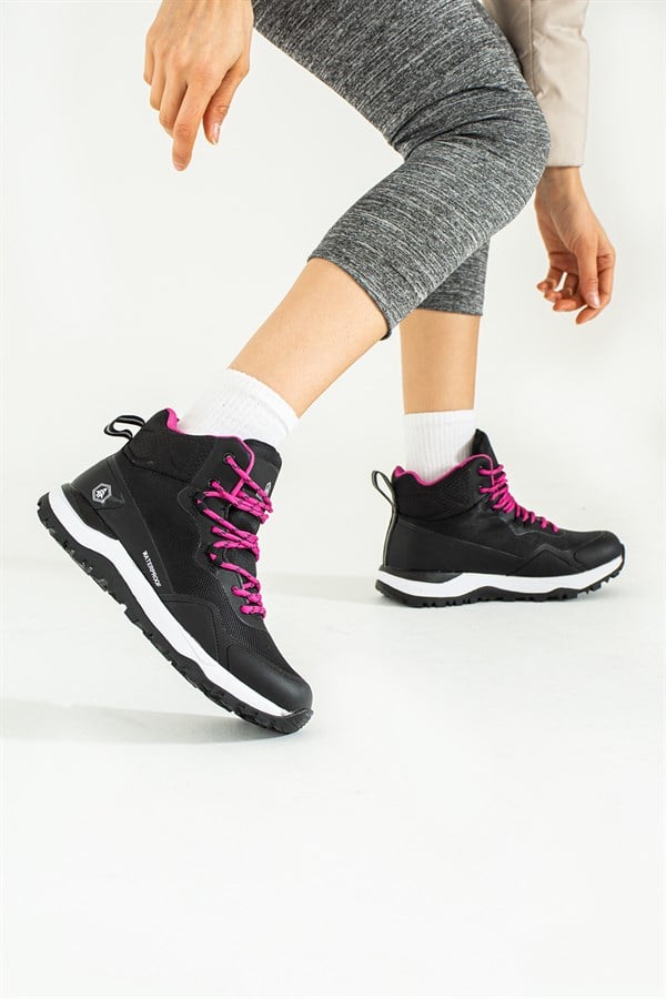 Waterproof Black Fushia Outdoor Women's Boots