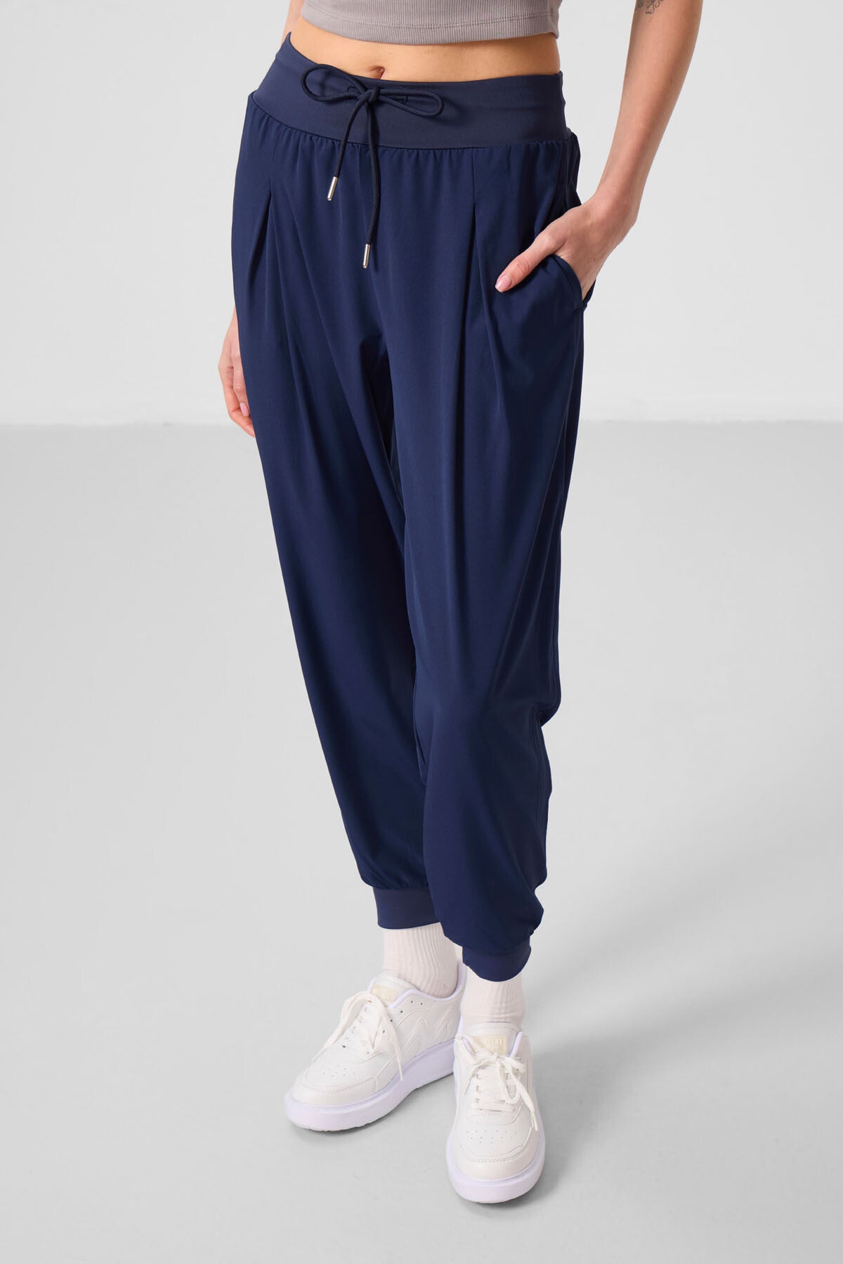 Indigo Polyester Pocketed Standard Fit Women's Trousers - 94677