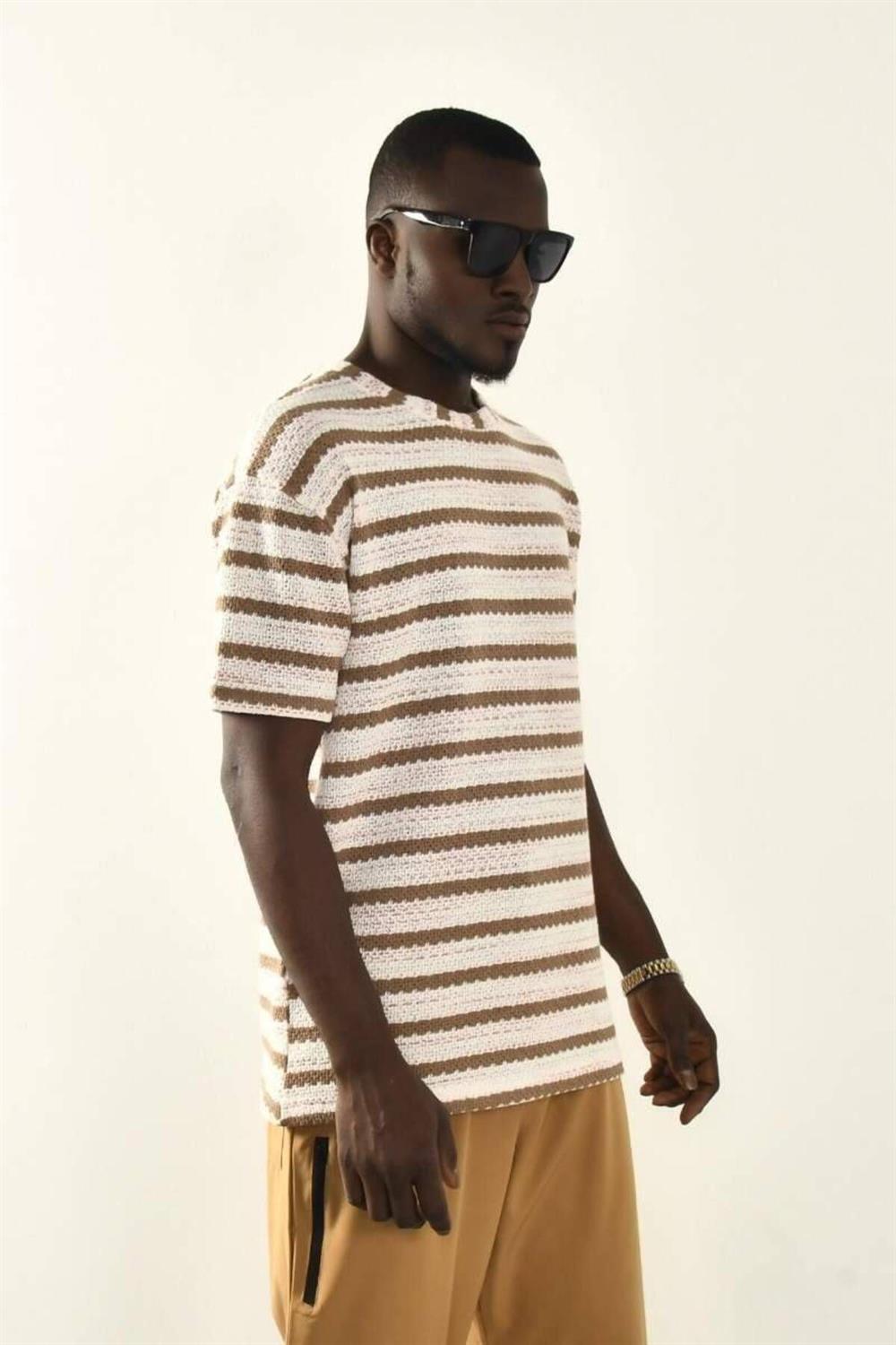 Oversize T Shirt with lines