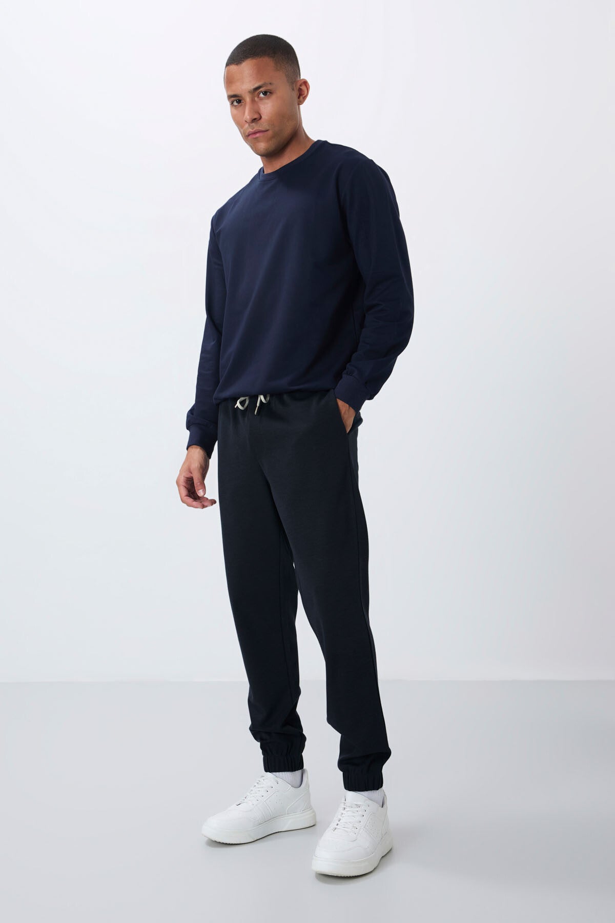 Indigo Textured Surface Standard Fit Men's Tracksuit Bottom - 82156