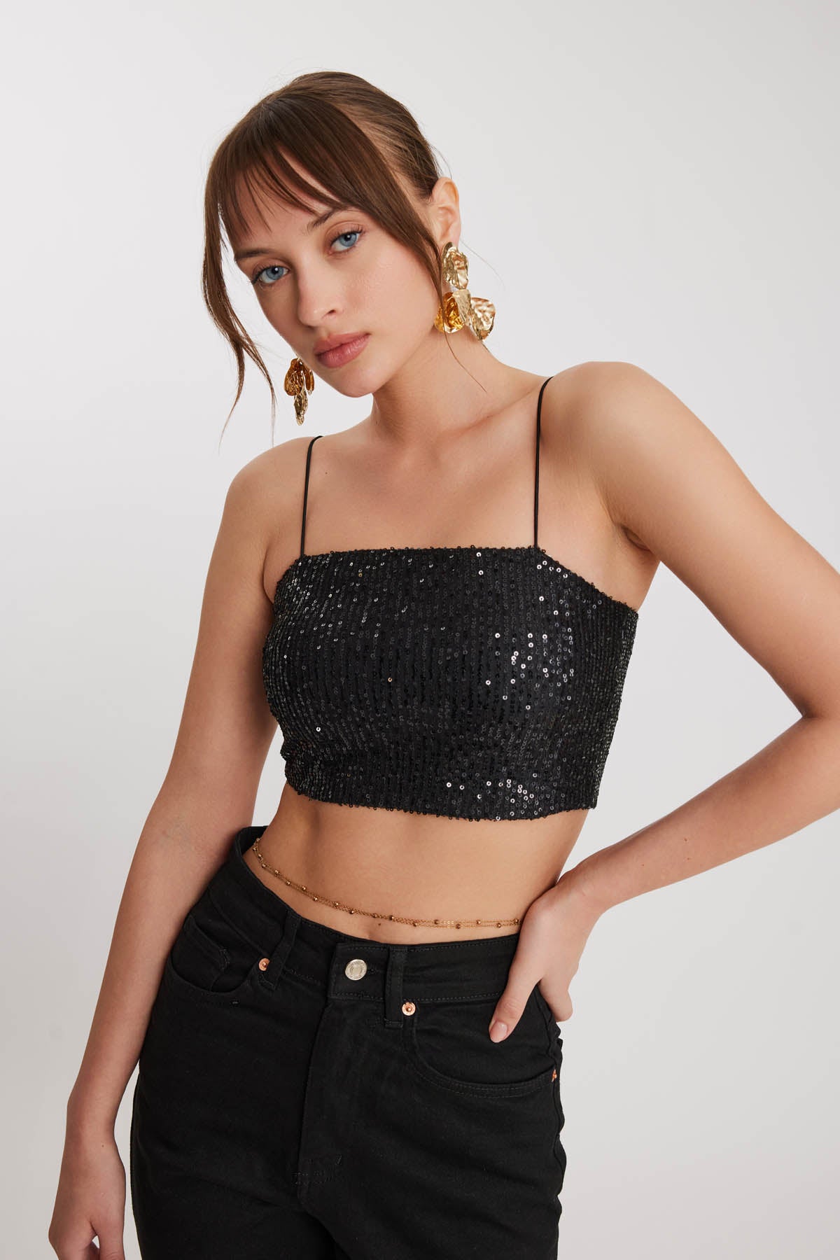 CROP BLOUSE WITH STRING STRAPS