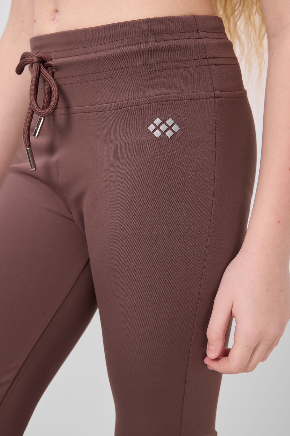 Brown Flexible Standard Fit Basic Performance Spanish Paws Girls Tights - 75193