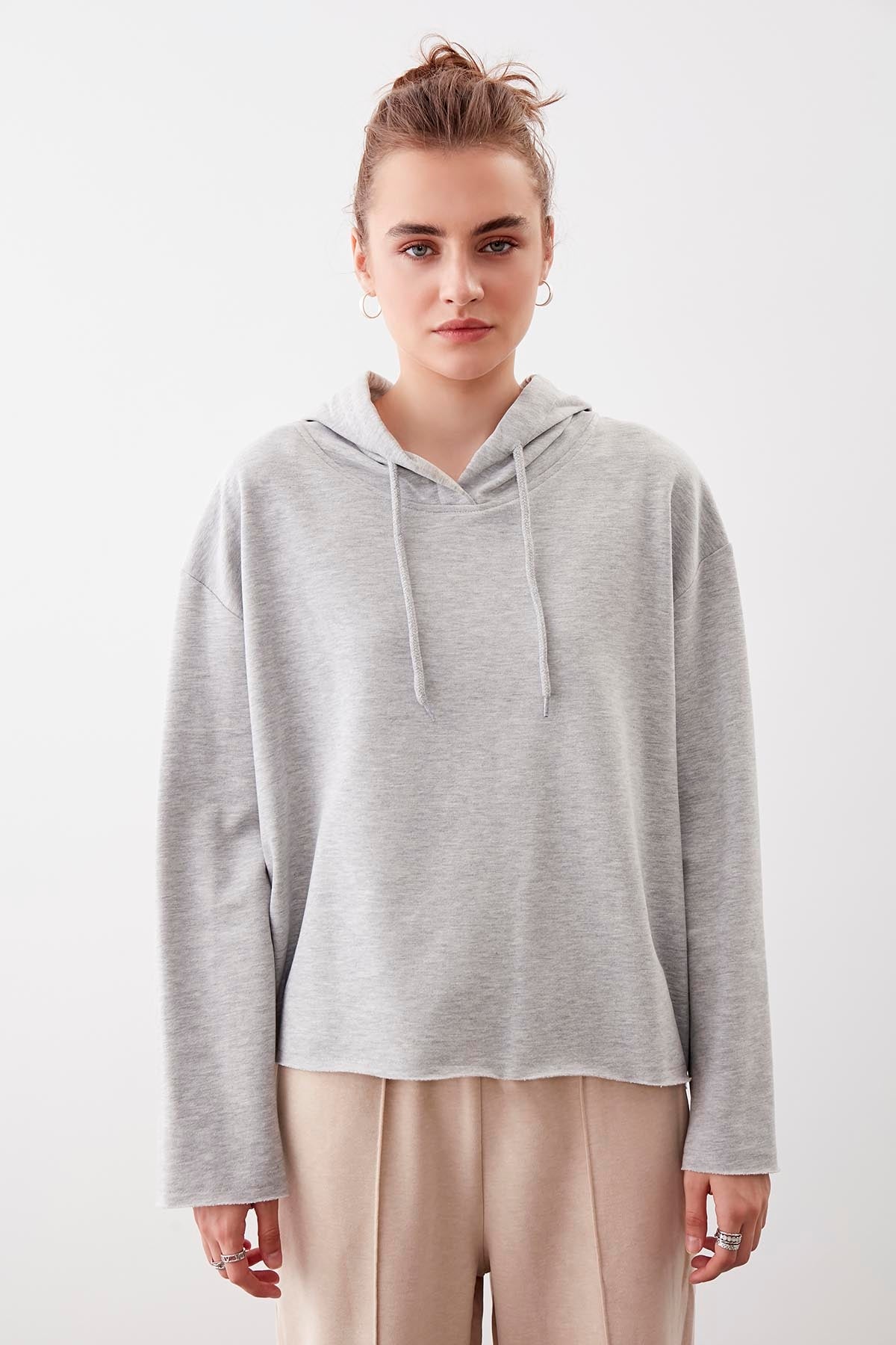HOODED THREE-STRAND LOOSE SWEATSHIRT