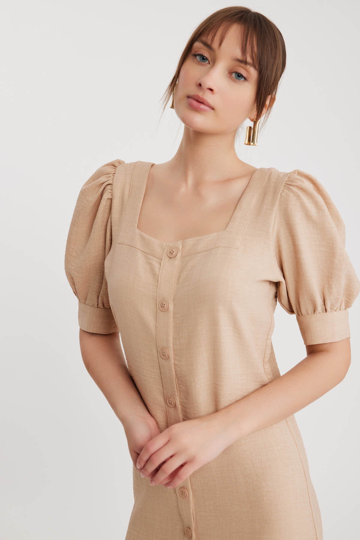 SHORT SLEEVE DRESS WITH SQUARE COLLAR FRONT BUTTON