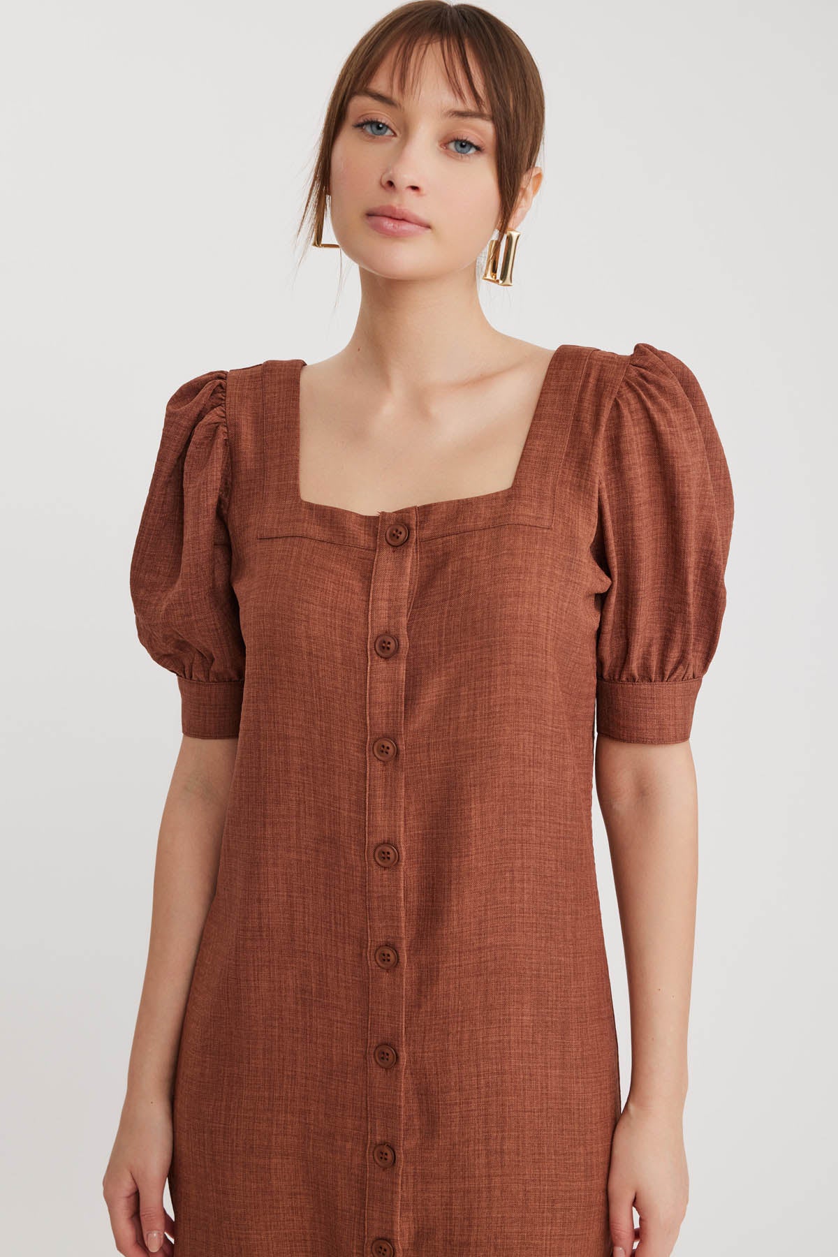 SHORT SLEEVE DRESS WITH SQUARE COLLAR FRONT BUTTON