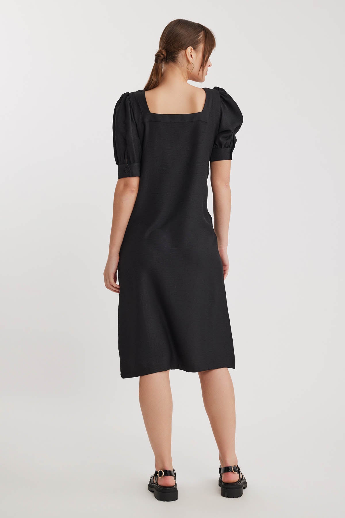 SHORT SLEEVE DRESS WITH SQUARE COLLAR FRONT BUTTON