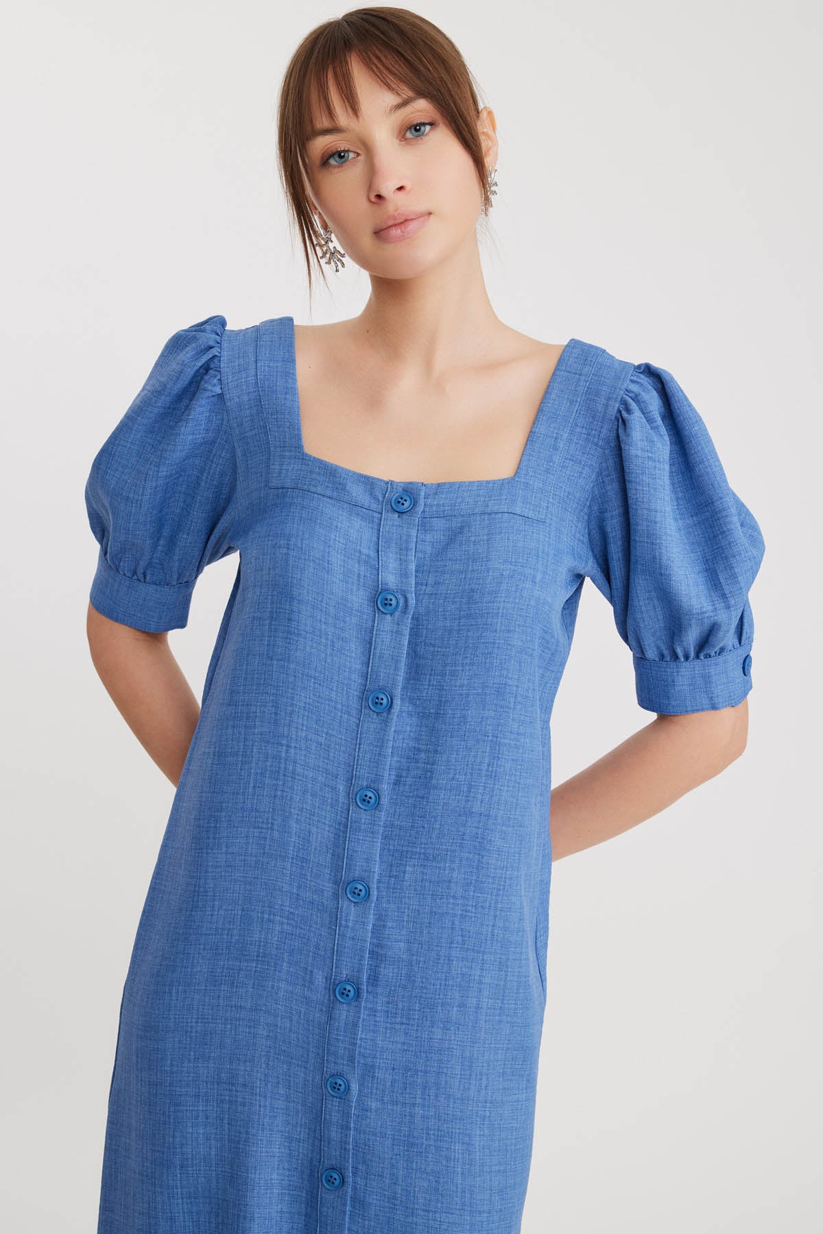 SHORT SLEEVE DRESS WITH SQUARE COLLAR FRONT BUTTON
