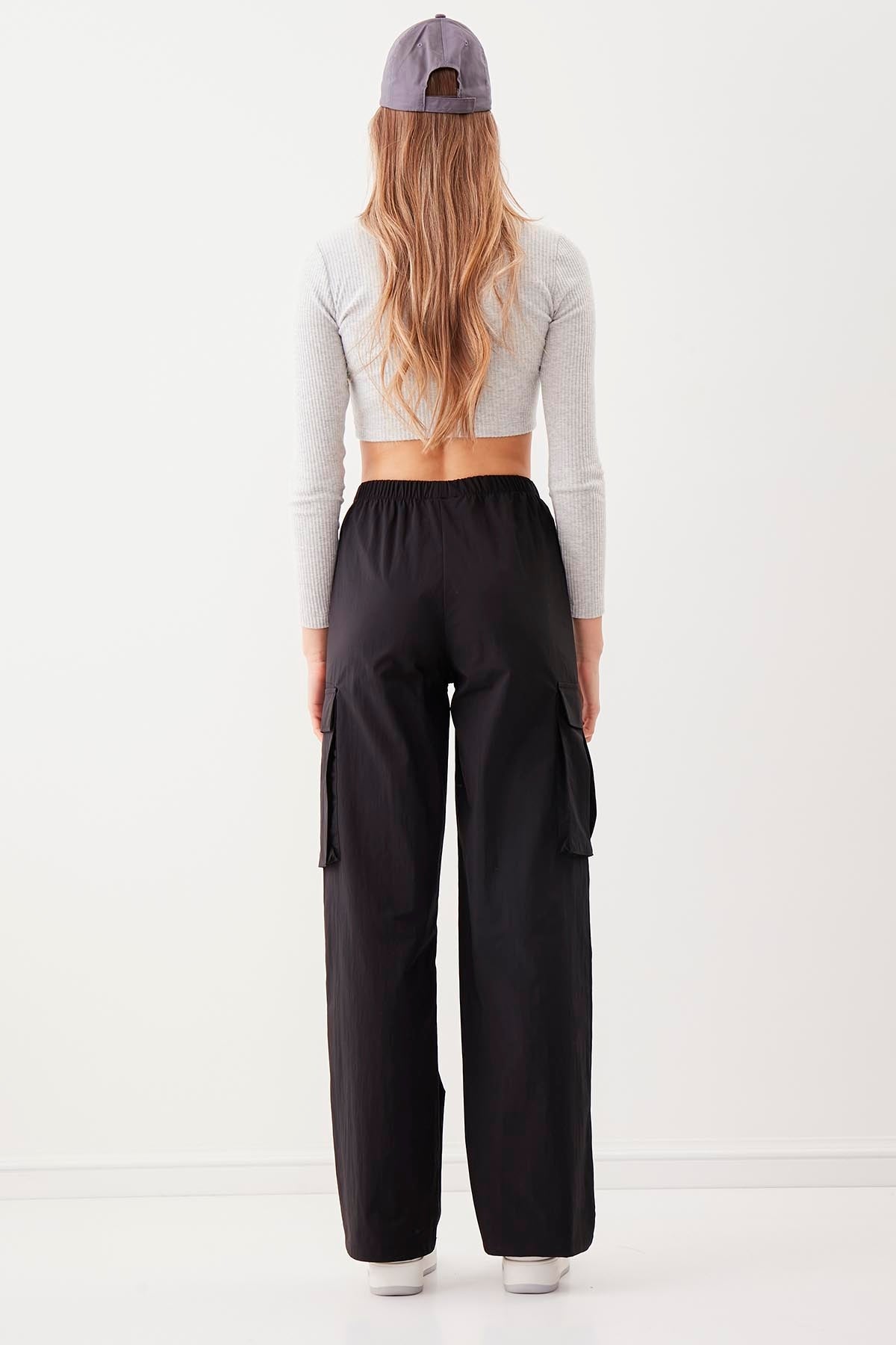 CARGO POCKET TROUSERS