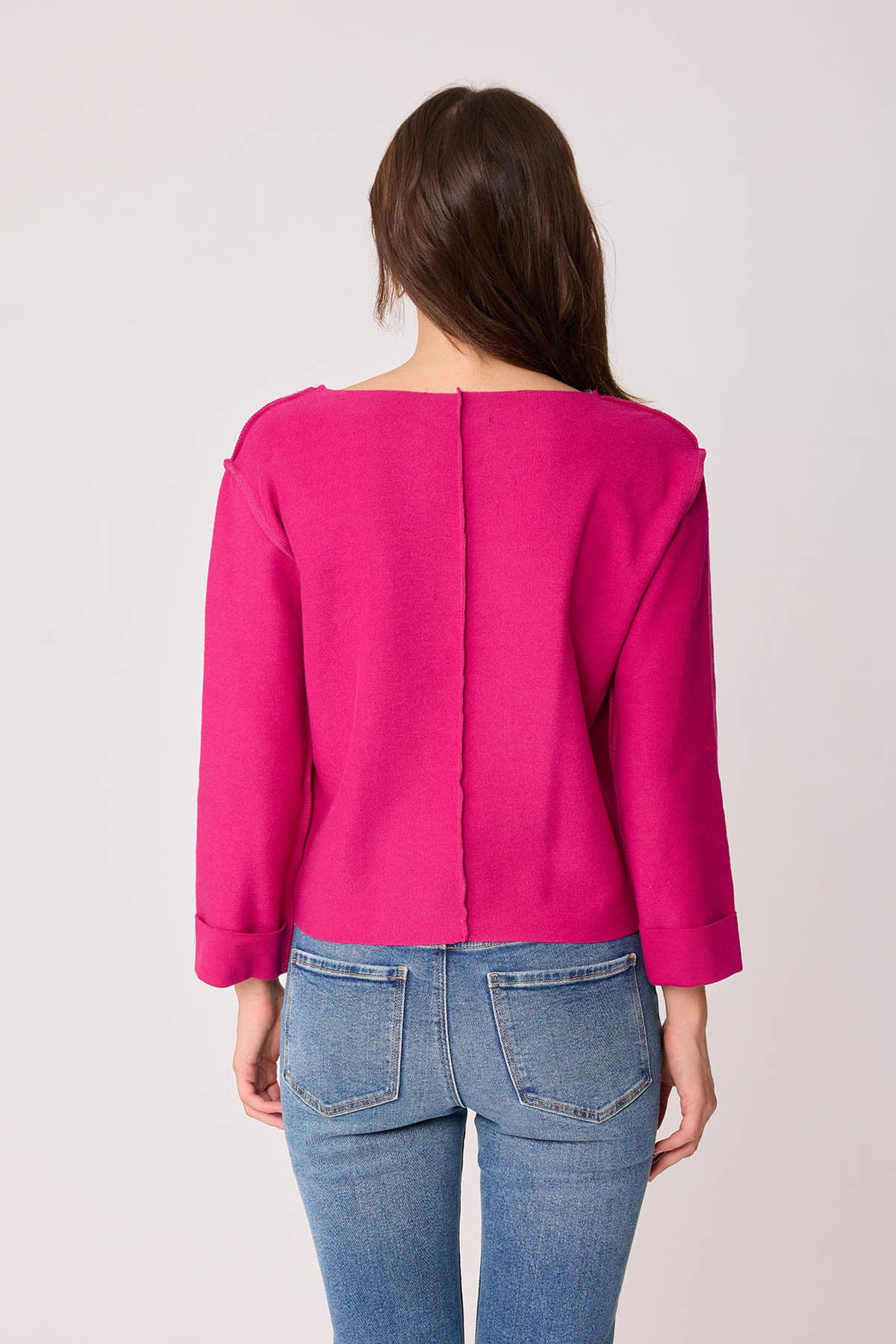 CUT V-COLLAR REVERSE-STITCH BLOUSE