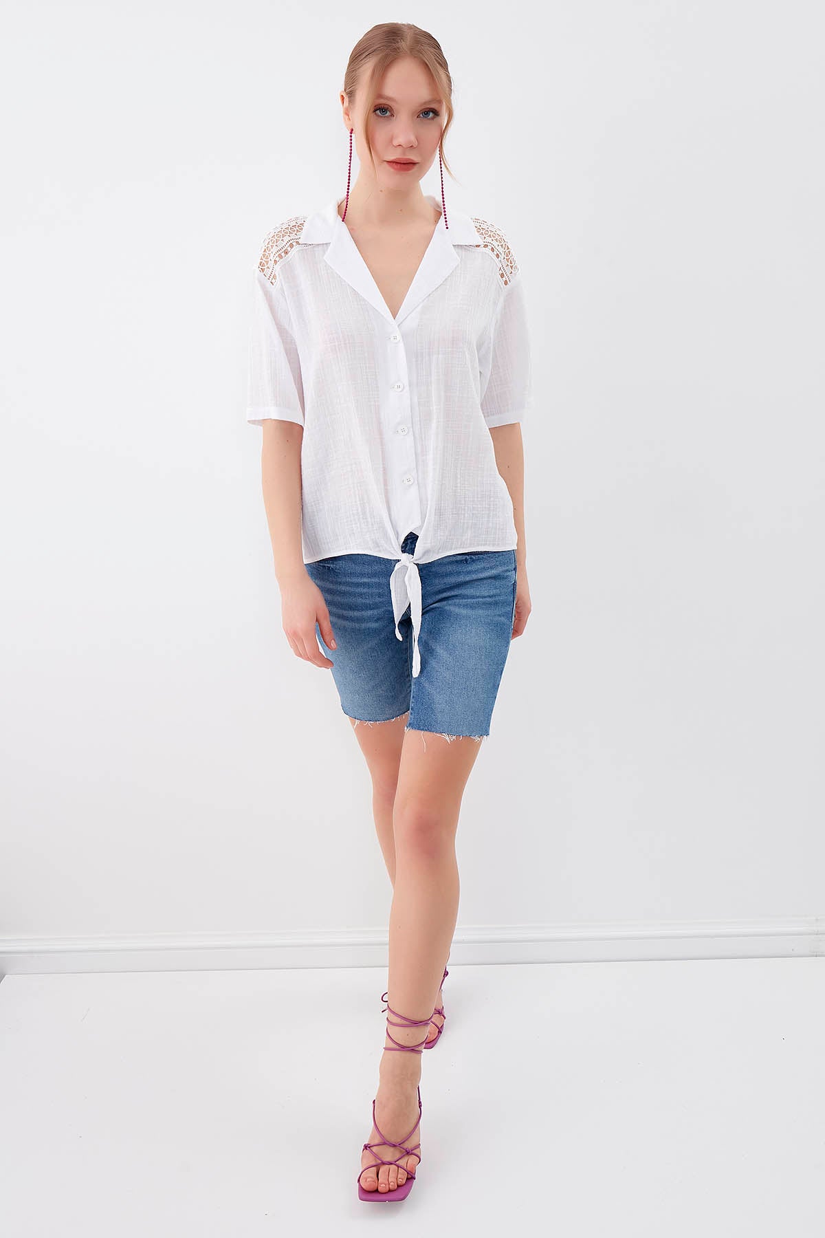 SHIRT WITH SHORT SLEEVE BINDING