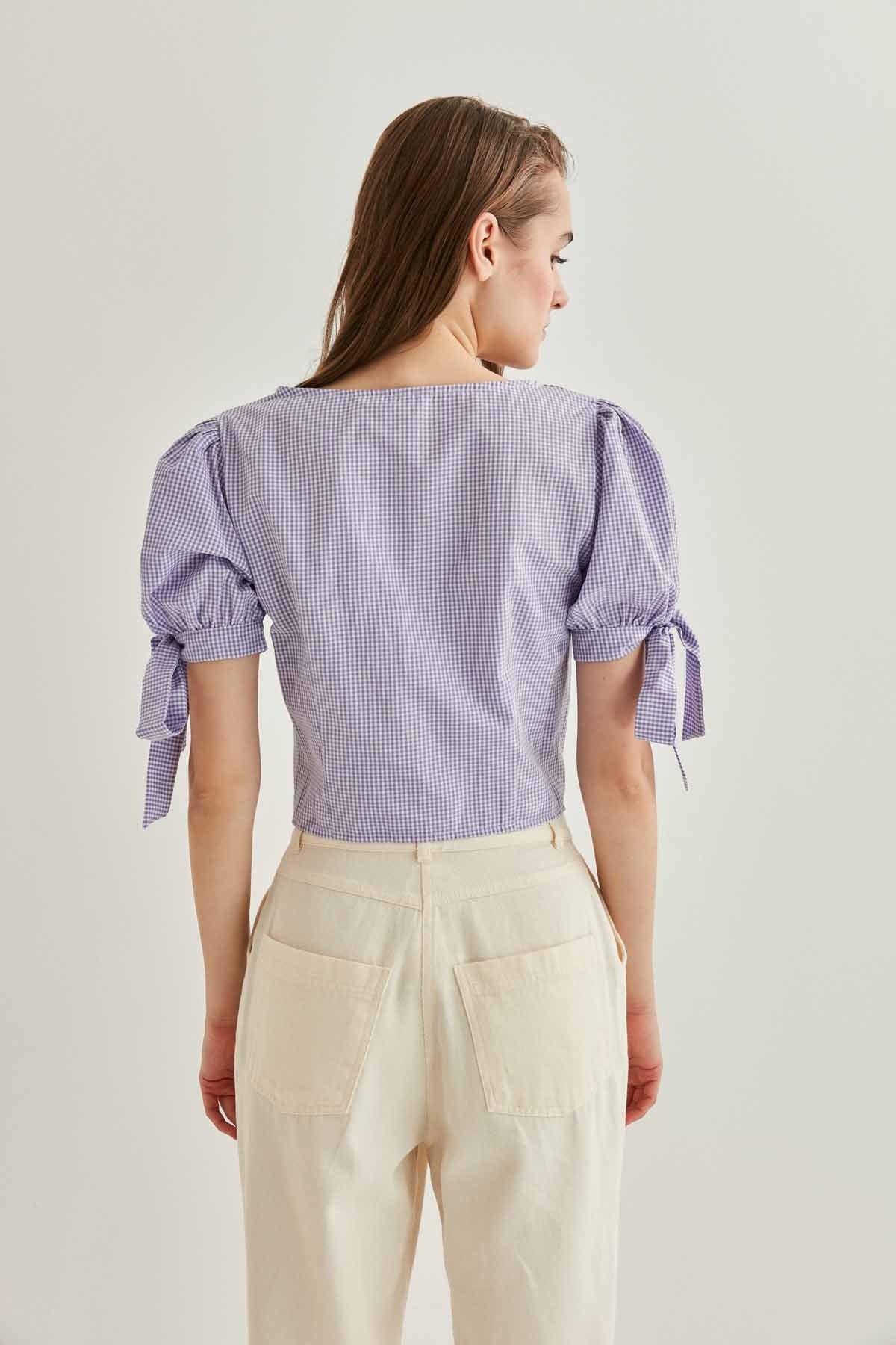 LACED SLEEVE BLOUSE