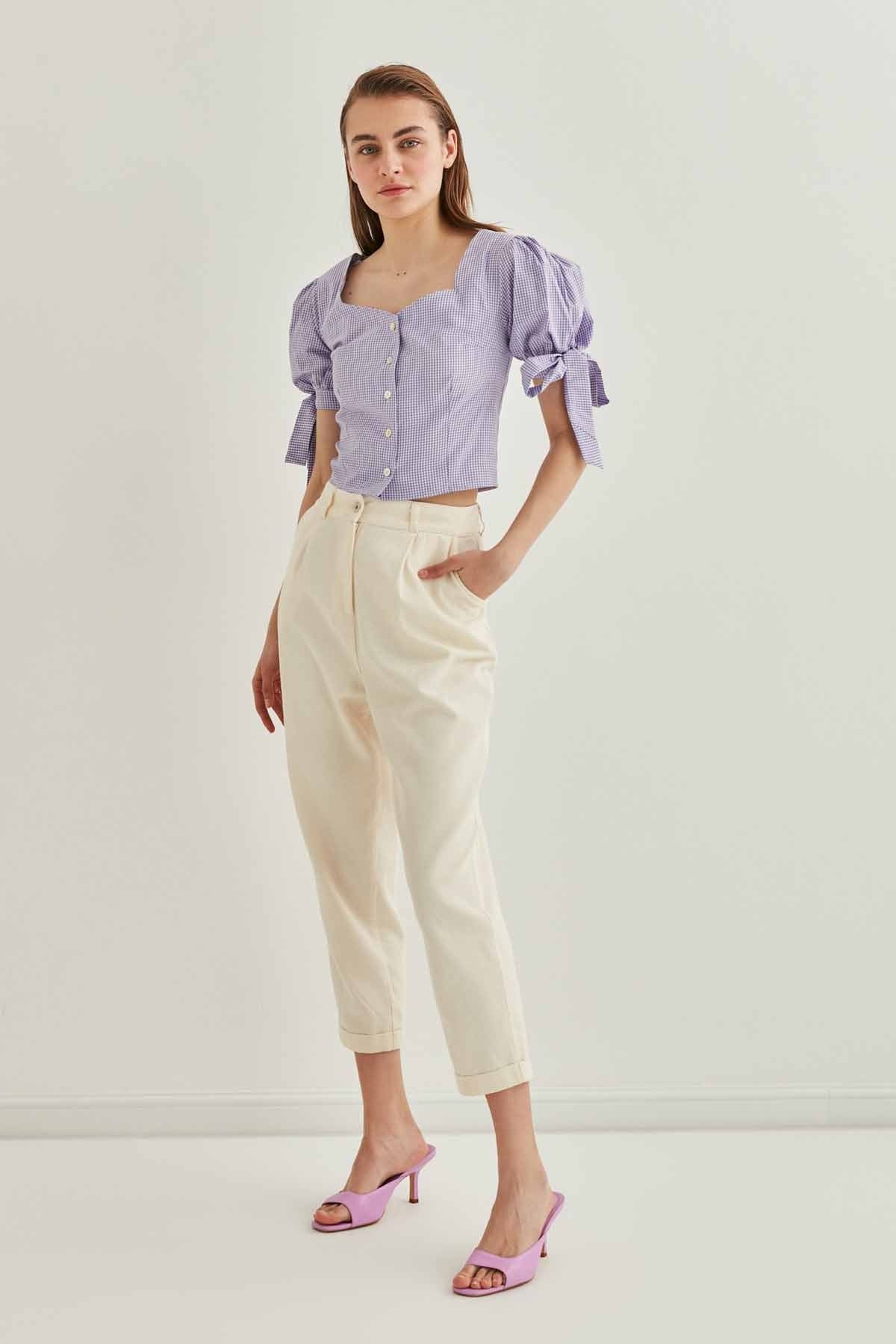 LACED SLEEVE BLOUSE