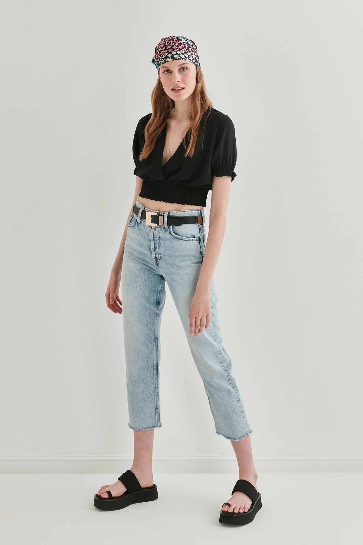 COILED BLOUSE