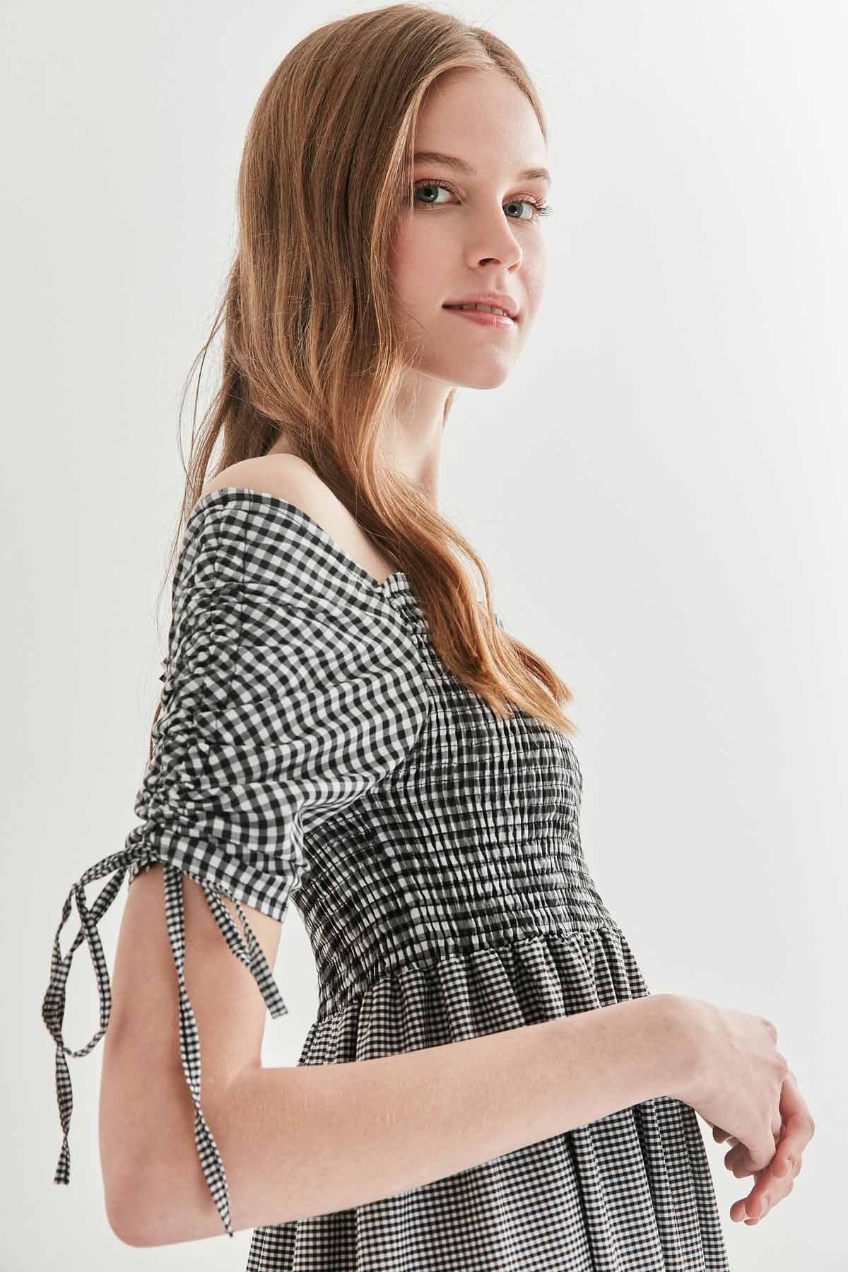 SLEEVES DRAWSTRING COILED COUNTRY DRESS