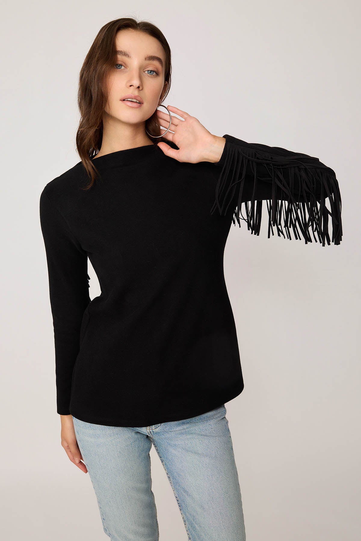 BLOUSE WITH TASSEL