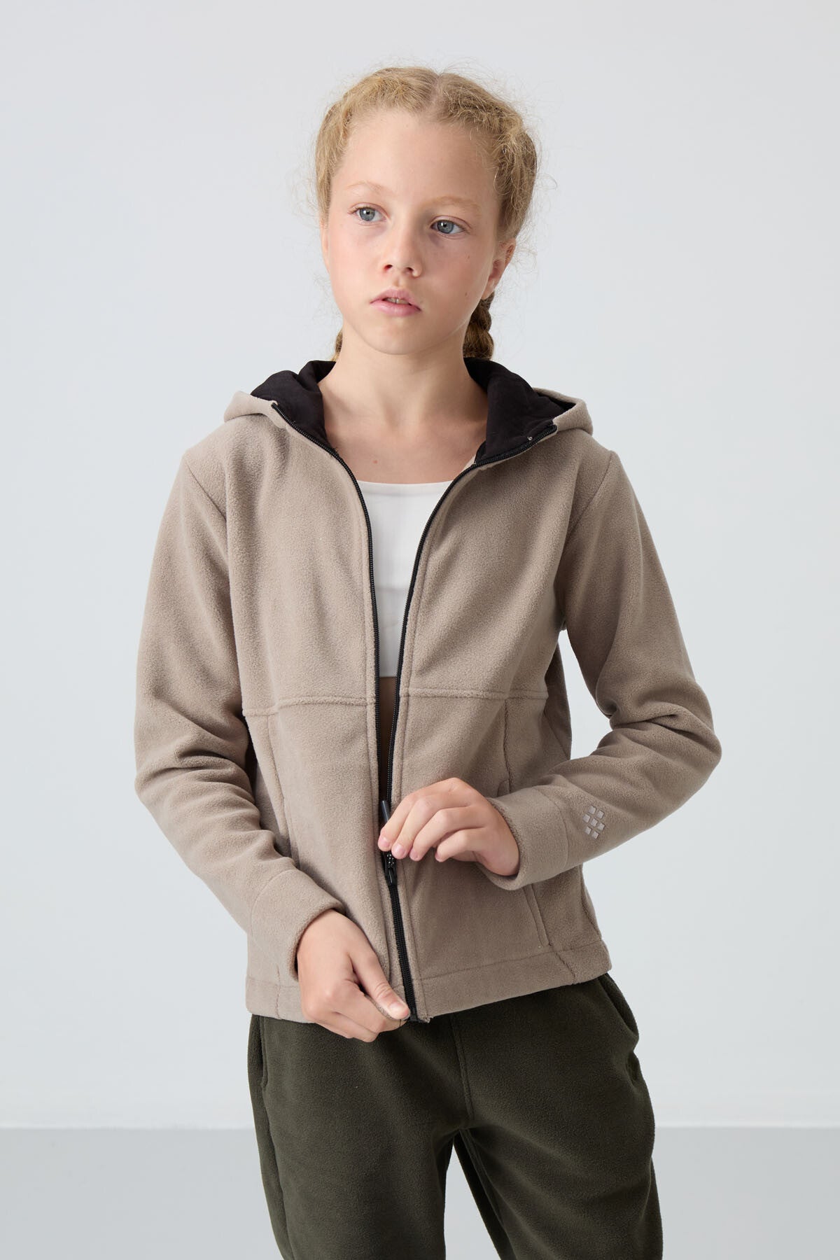 Dark Beige Thick Soft Textured Standard Fit Embroidered Fleece Girls' Sweatshirt - 75152