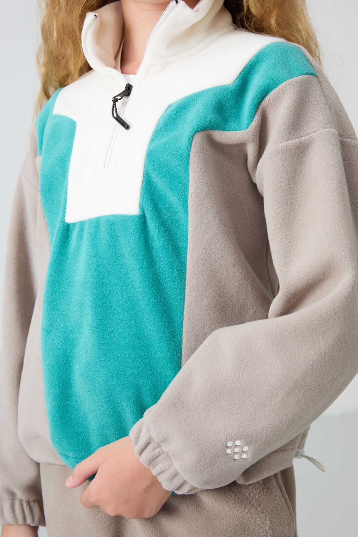Dark Beige Thick Soft Textured Oversize Embroidered Fleece Girls' Sweatshirt - 75153