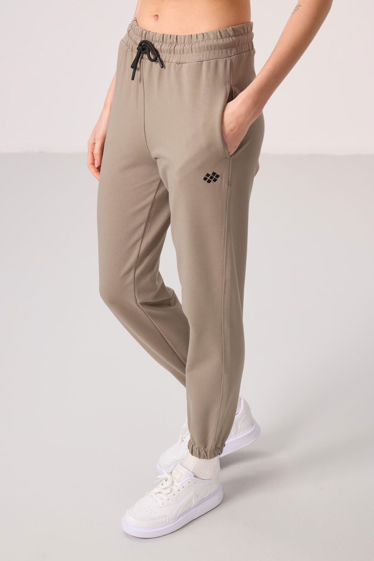 Dark Beige Thick Collar Zippered Comfort Fit Women's Tracksuit Tunic Set - 95345