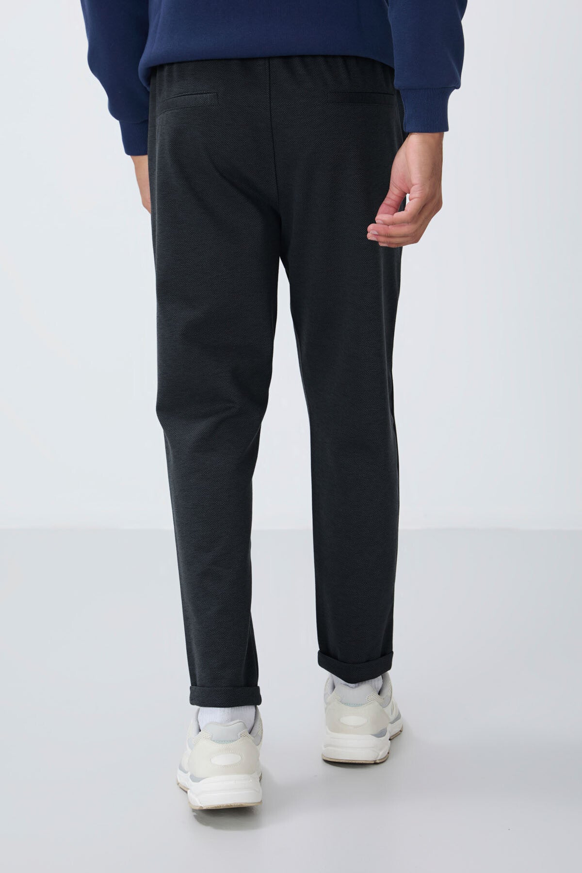 Dark Grey Textured Surface Standard Fit Men's Tracksuit Bottom- 82154