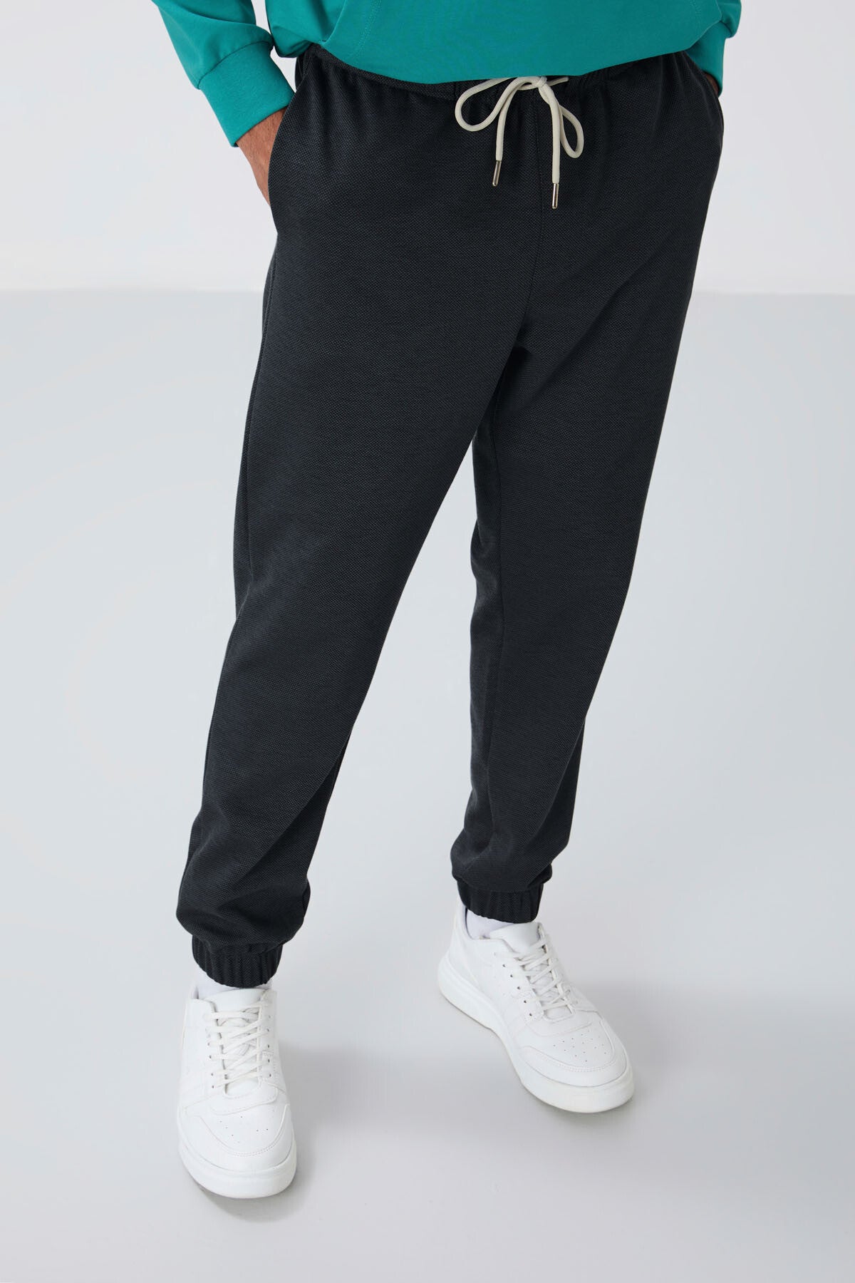 Dark Gray Textured Surface Standard Fit Men's Tracksuit Bottom - 82156