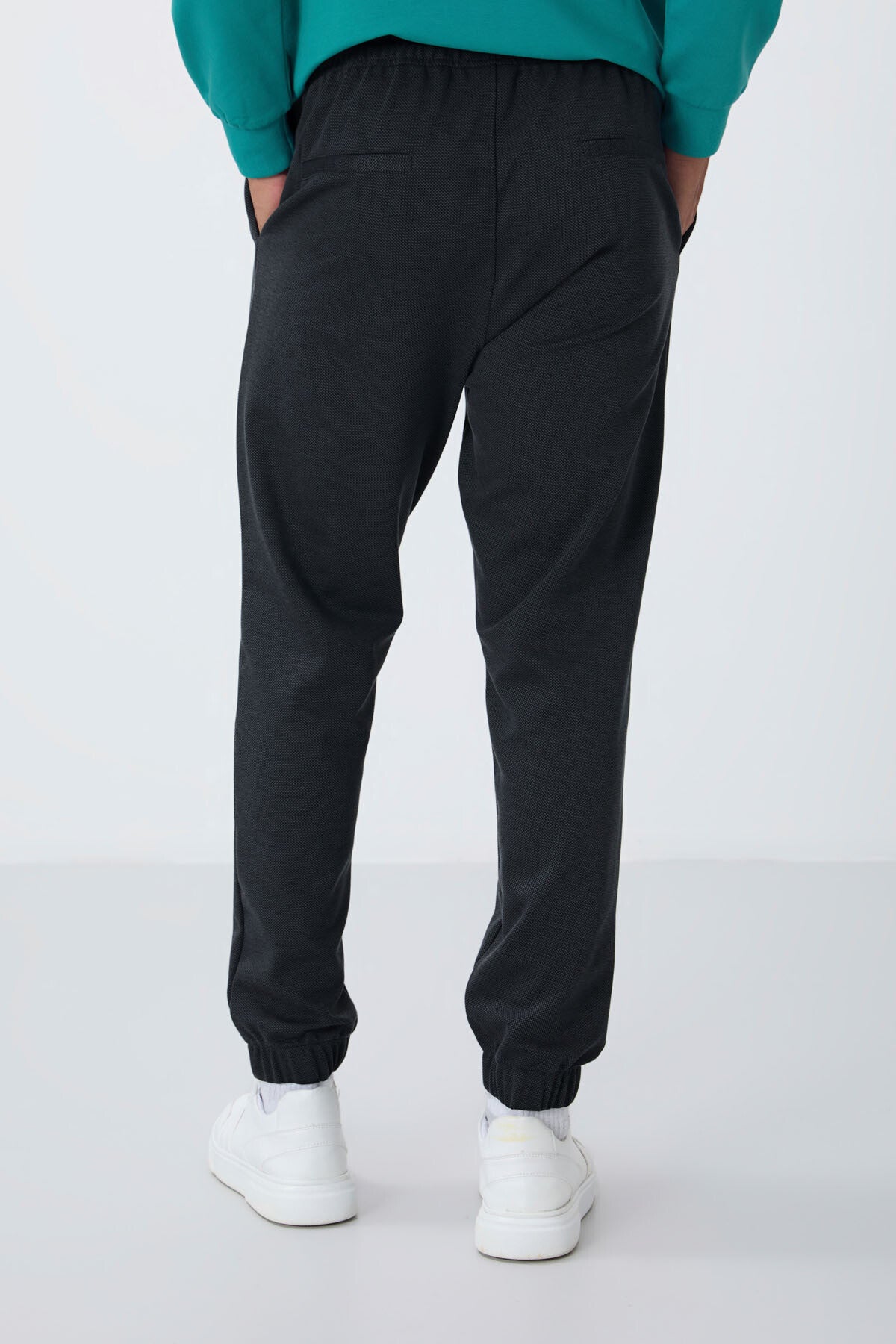 Dark Gray Textured Surface Standard Fit Men's Tracksuit Bottom - 82156
