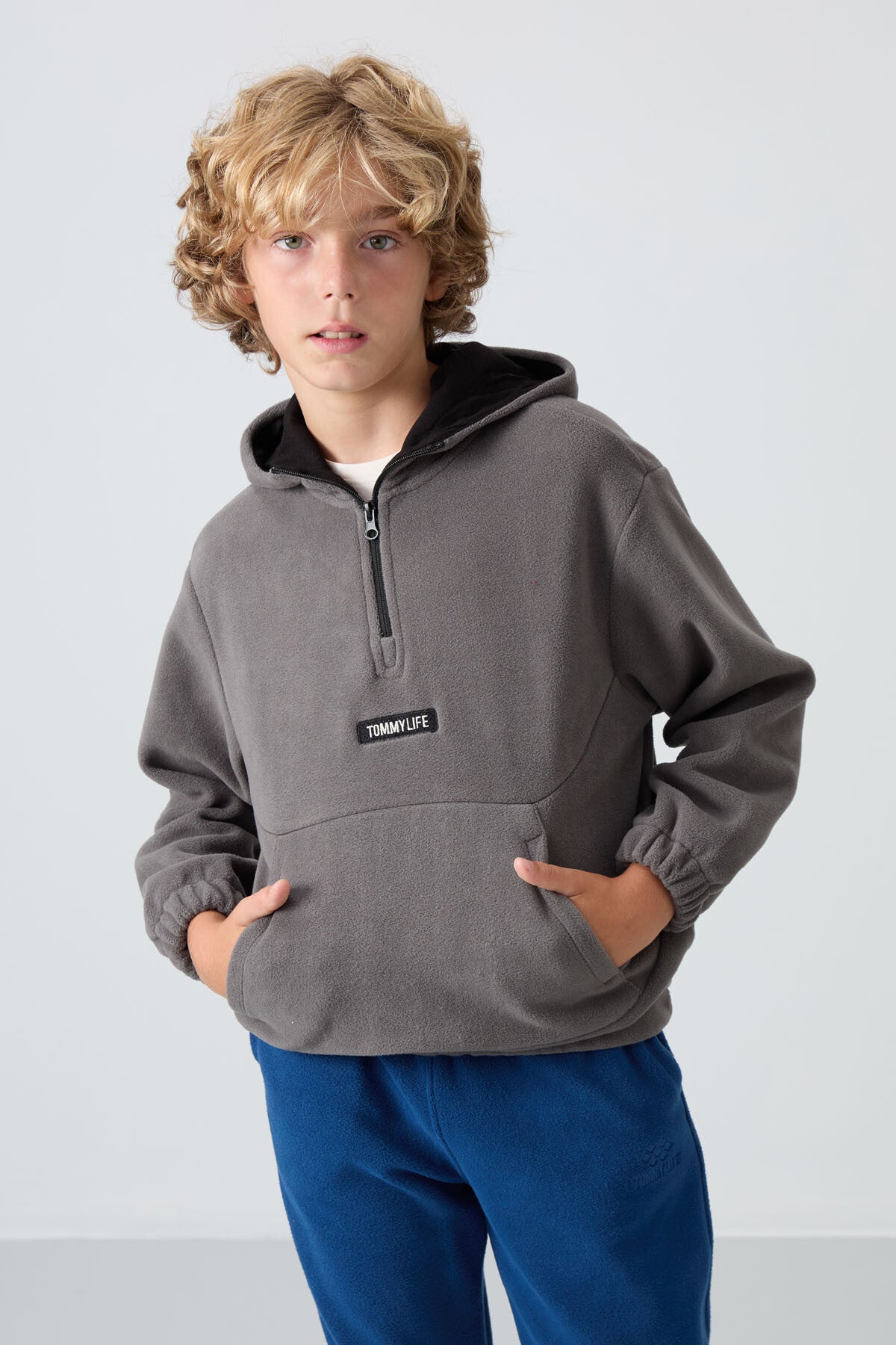 Dark Grey Thick Soft Textured Standard Fit Embroidered Fleece Boys' Sweatshirt - 11230