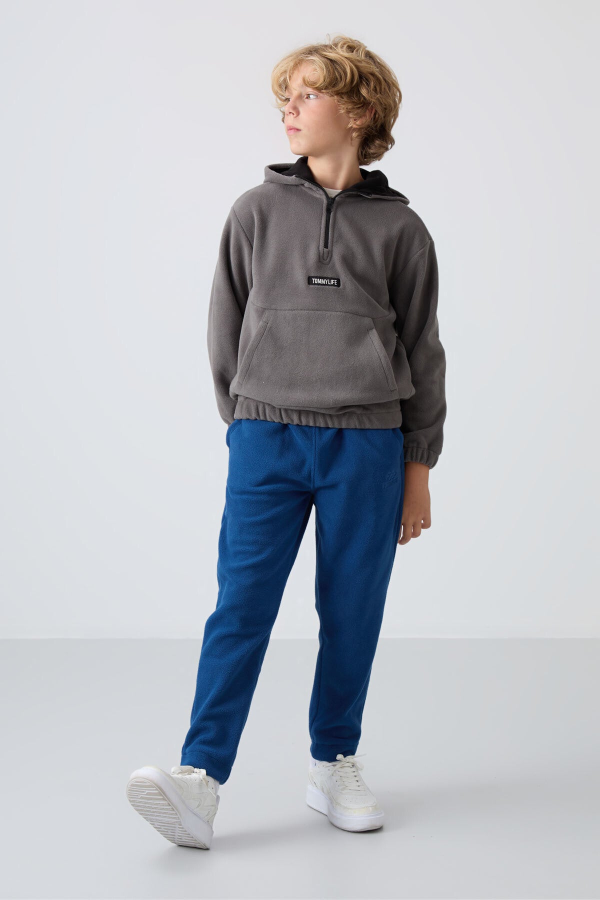 Dark Grey Thick Soft Textured Standard Fit Embroidered Fleece Boys' Sweatshirt - 11230