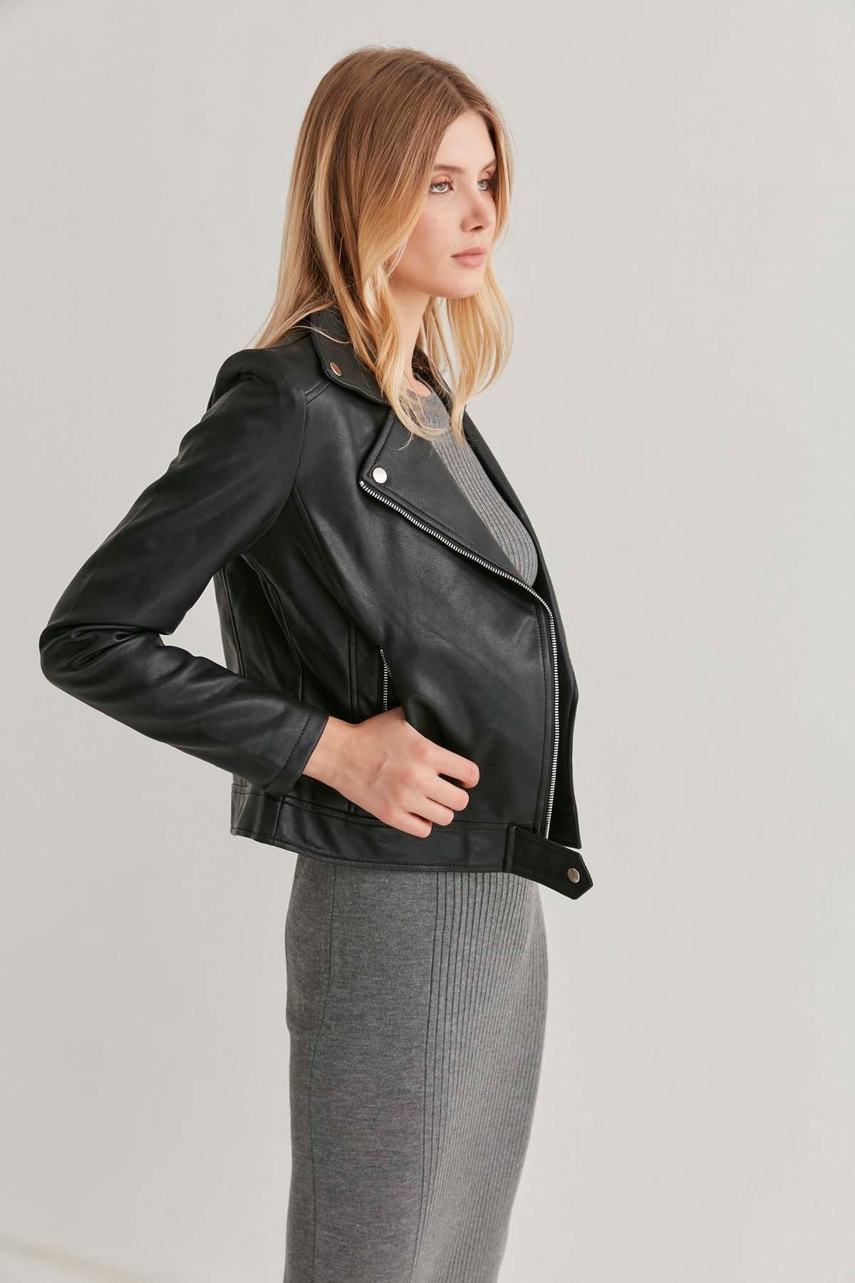 DOUBLE-BREASTED FAUX LEATHER ZIPPERED JACKET