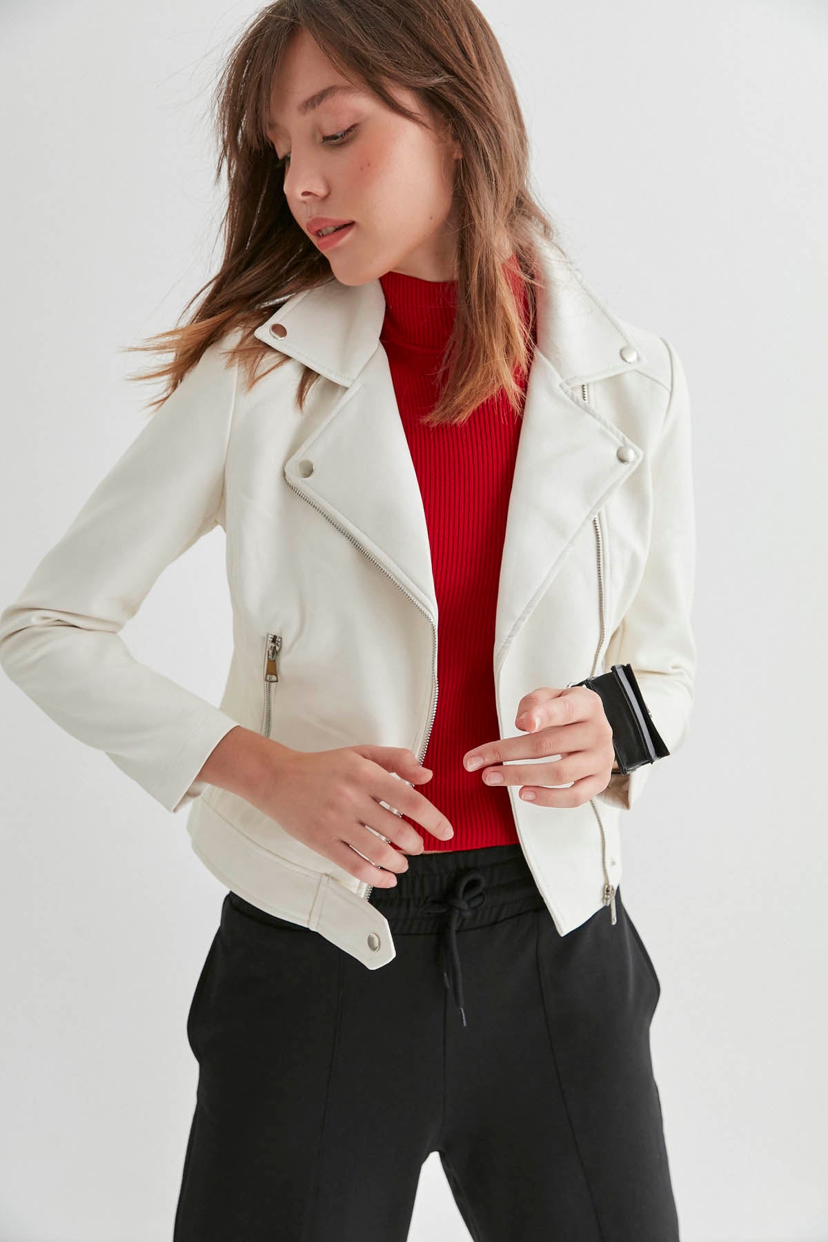 DOUBLE-BREASTED FAUX LEATHER ZIPPERED JACKET