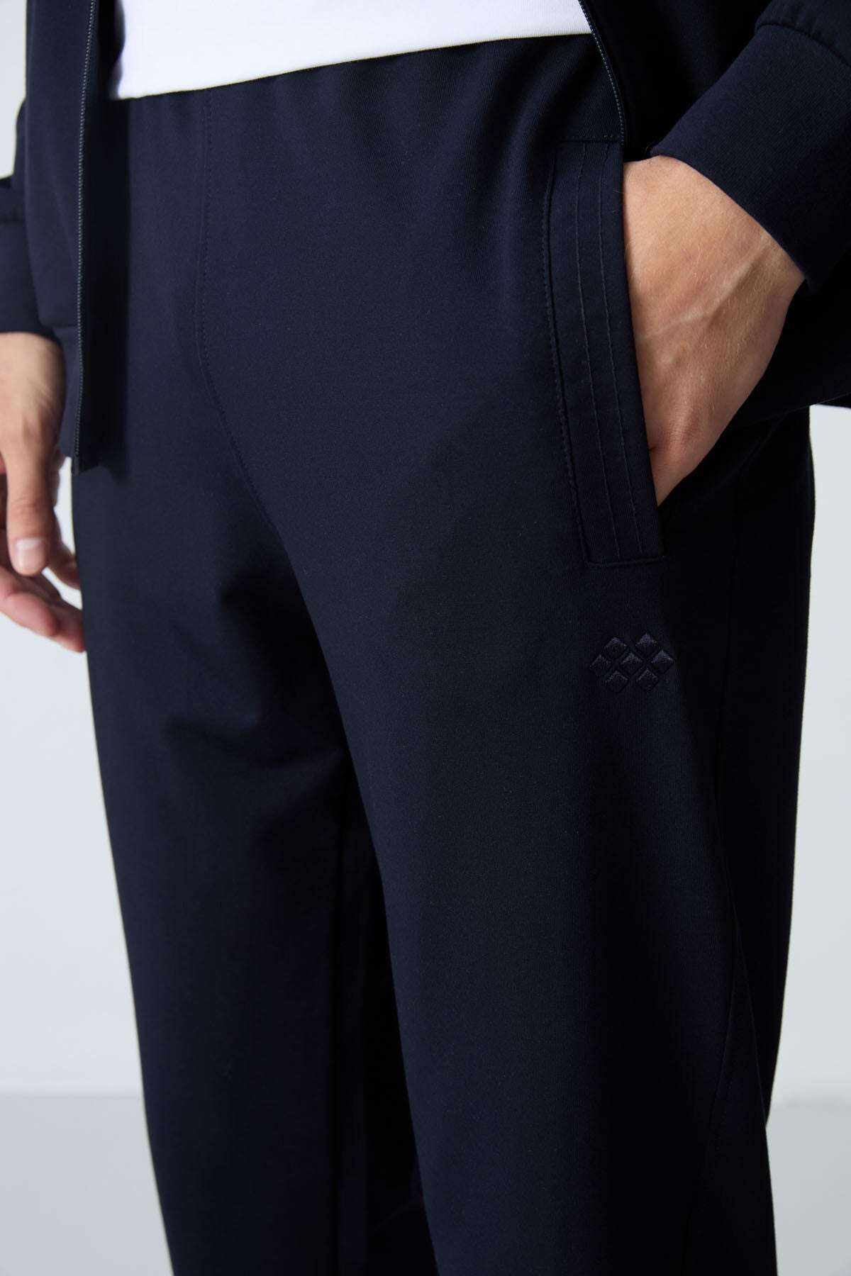Navy Blue Cotton Thick Soft Textured Comfort Fit Basic Men's Tracksuit Set - 85260