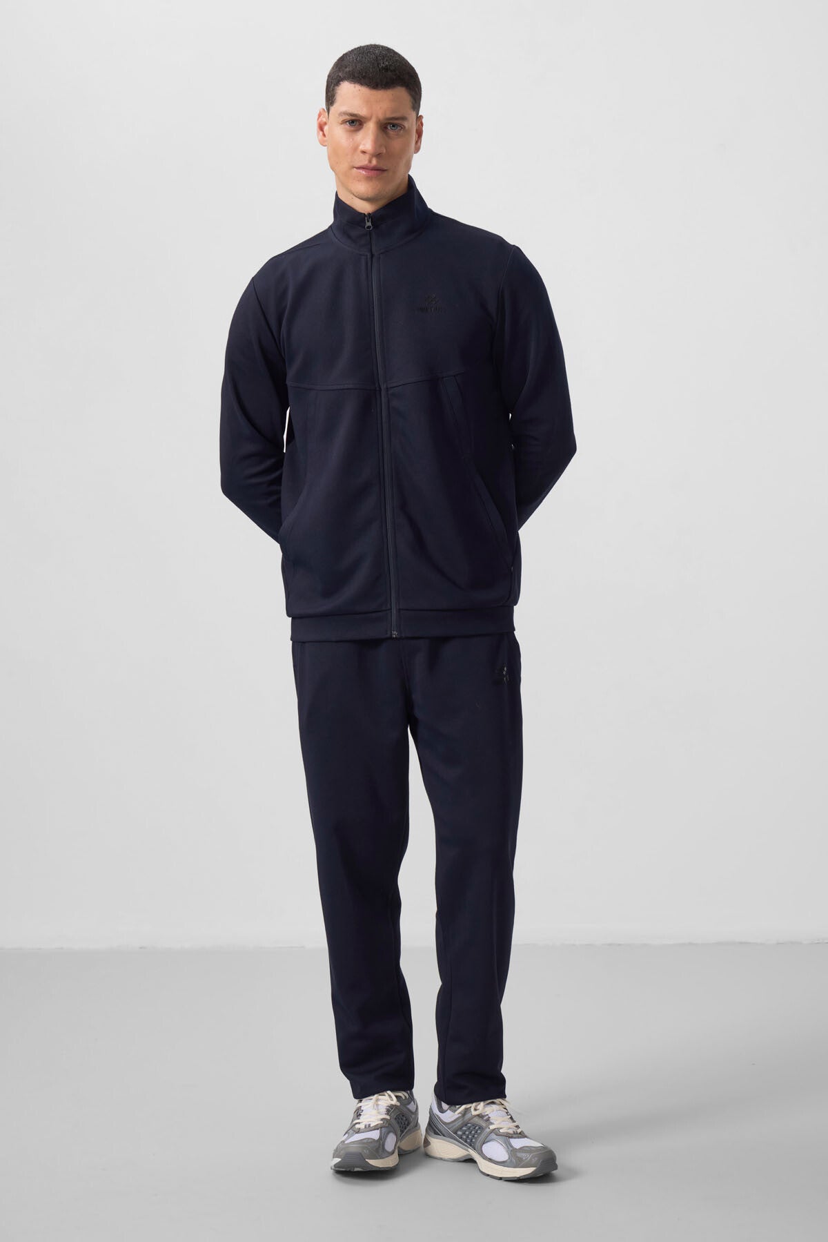 Navy Blue Textured Surface Comfortable Fit Men's Tracksuit Set - 85273