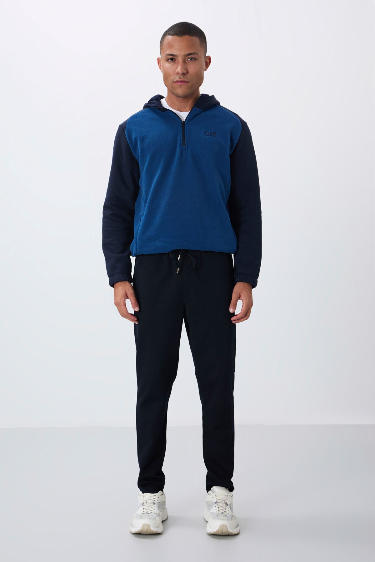Navy Blue Textured Surface Standard Fit Men's Tracksuit Bottom - 82155