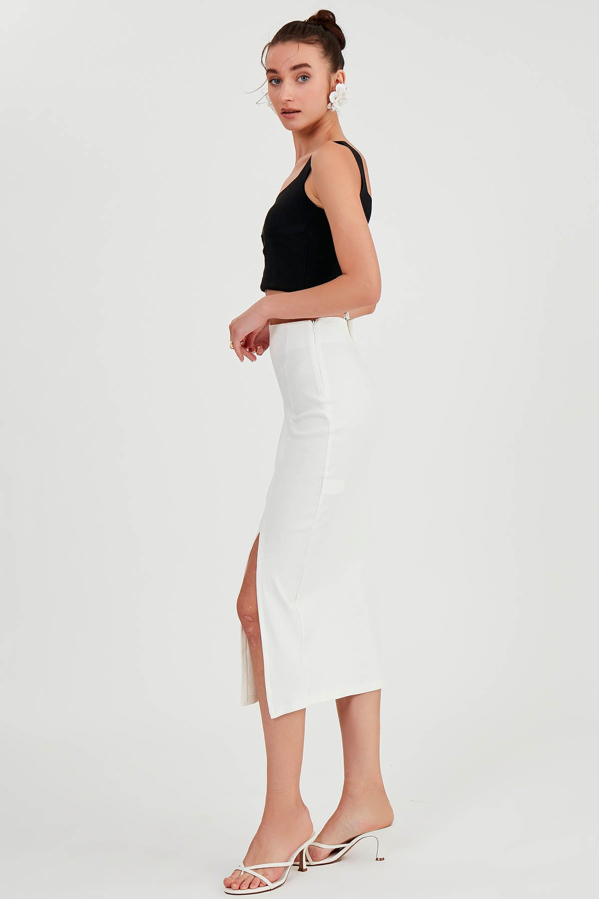 MIDI HEIGHT SKIRT WITH SPLIT