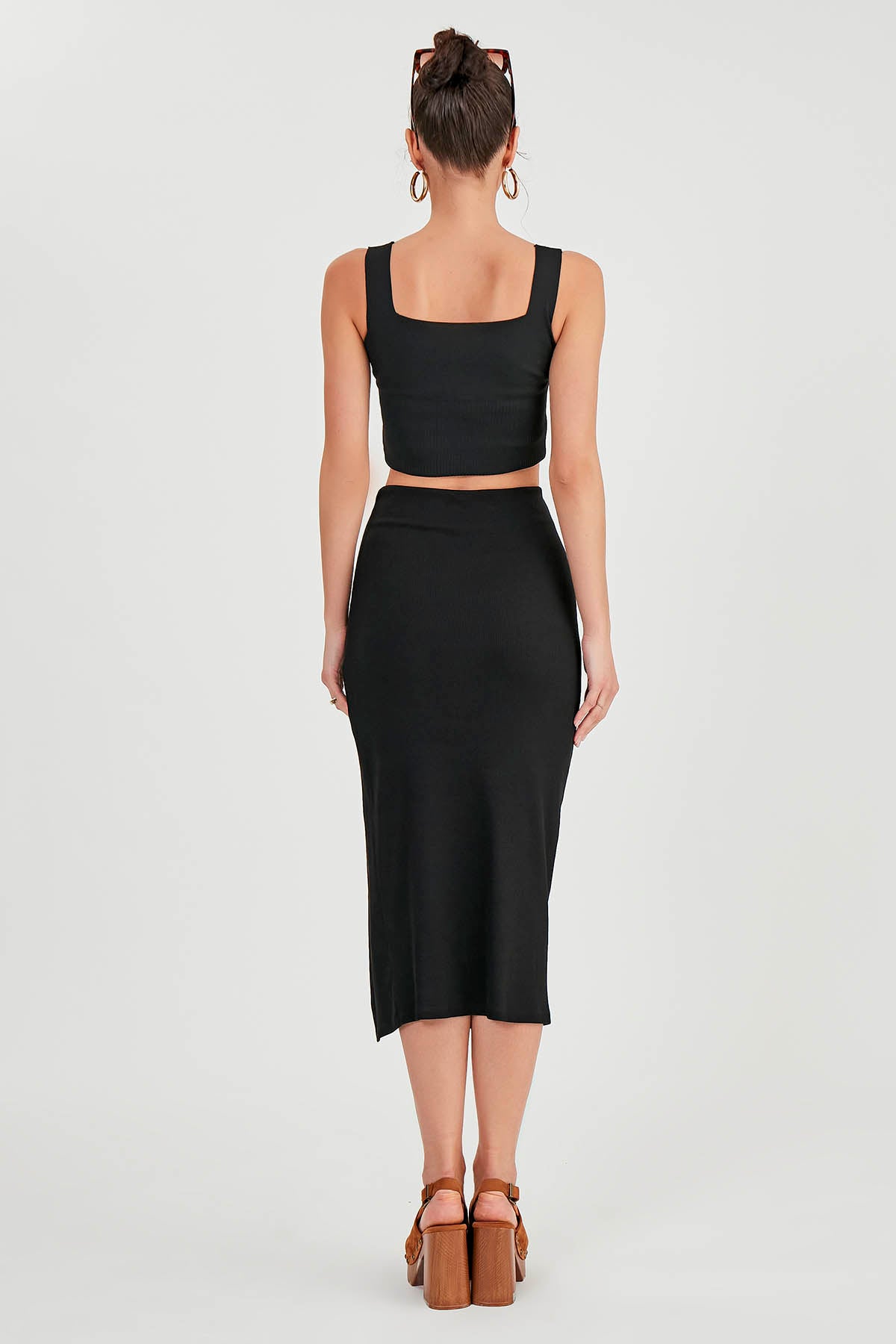 MIDI HEIGHT SKIRT WITH SPLIT